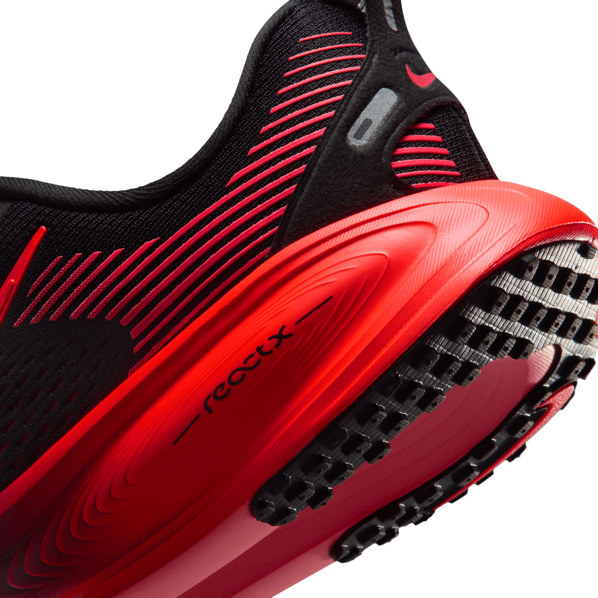 Nike Kids' Grade School Vomero 18 Running Shoes product image