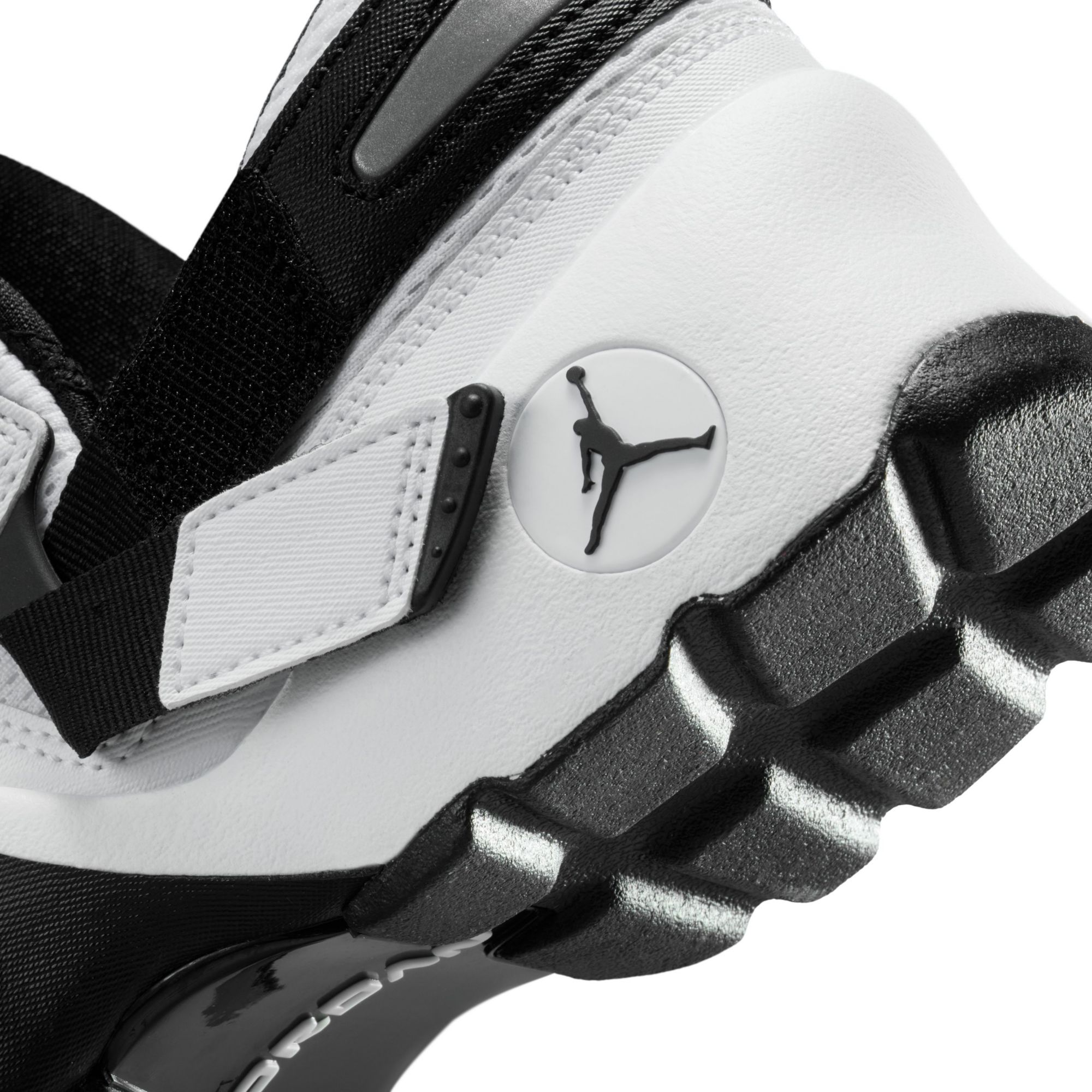 Jordan Trunner LX Women's Shoes product image