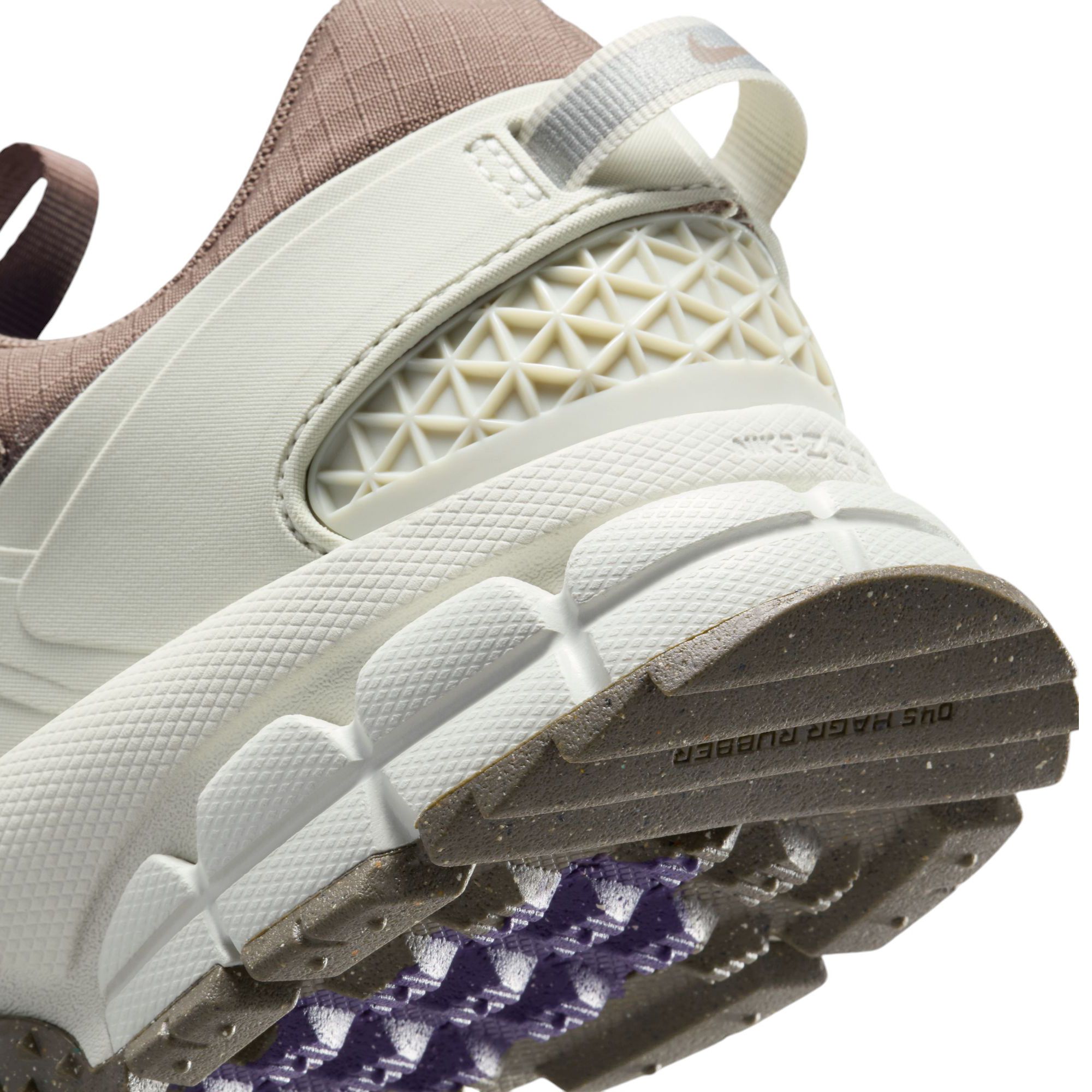 Nike Women's Zoom Vomero Roam Shoes product image