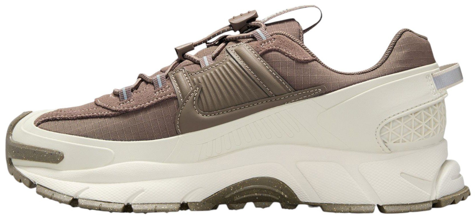 Nike Women's Zoom Vomero Roam Shoes product image