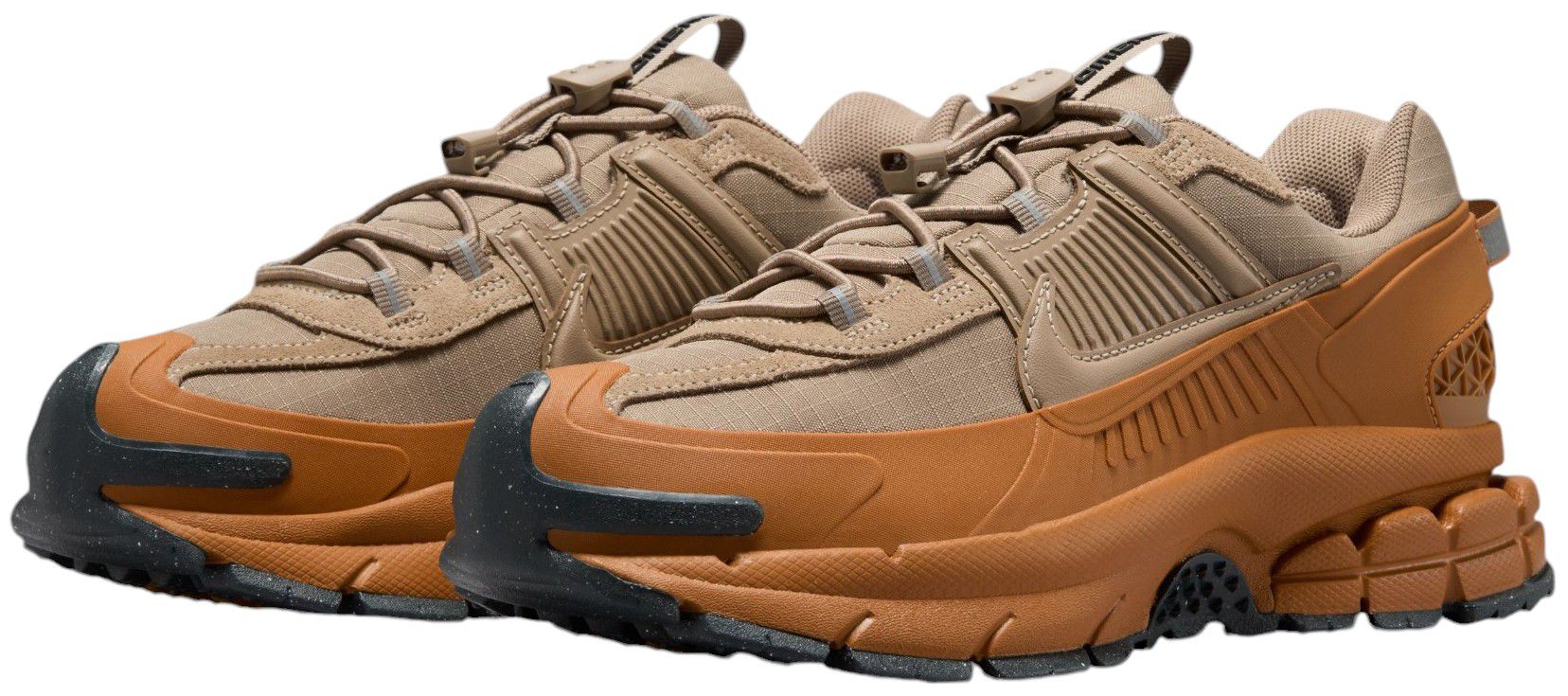 Nike Women's Zoom Vomero Roam Shoes product image