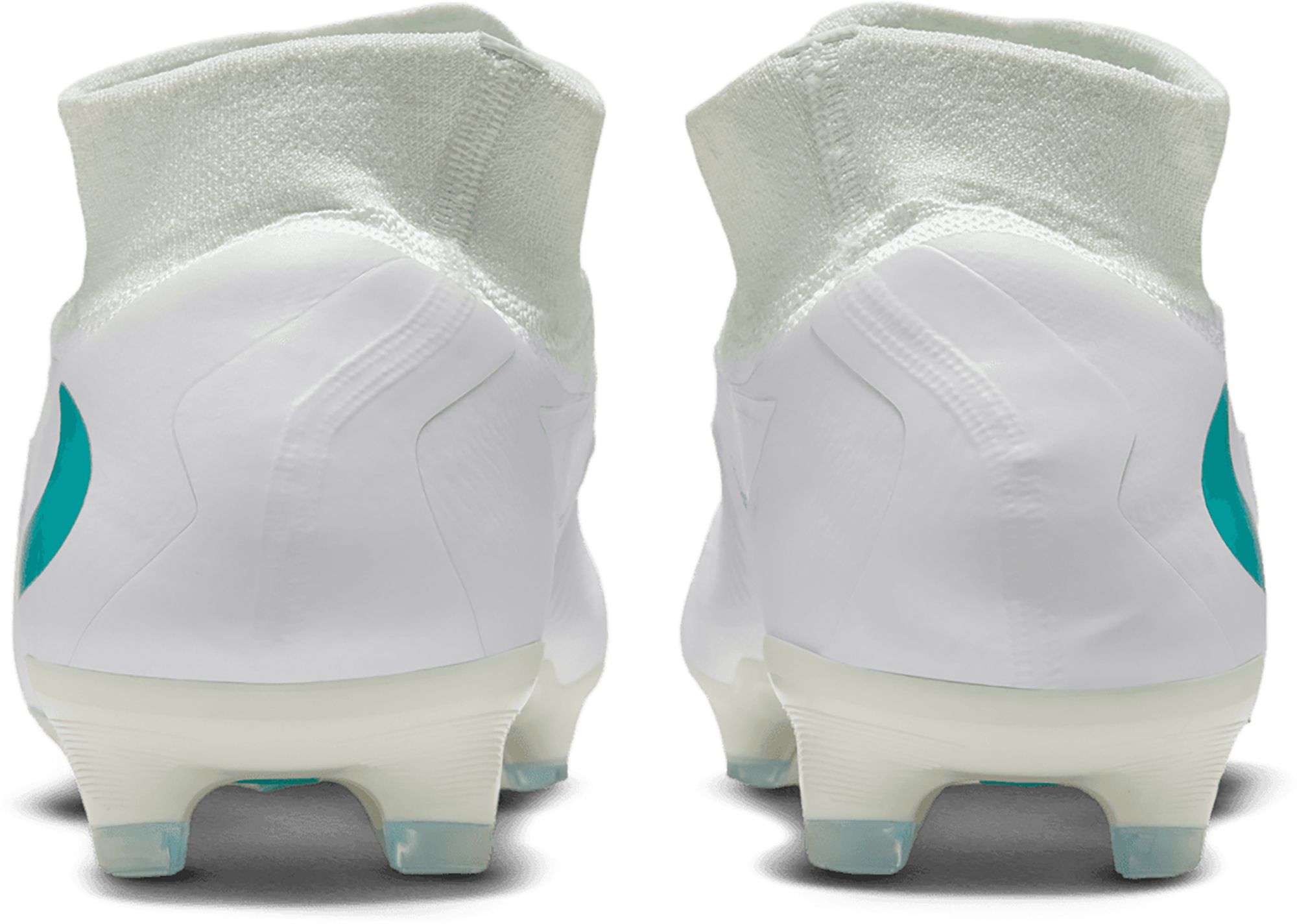 Nike Phantom 6 Pro High FG Soccer Cleats product image