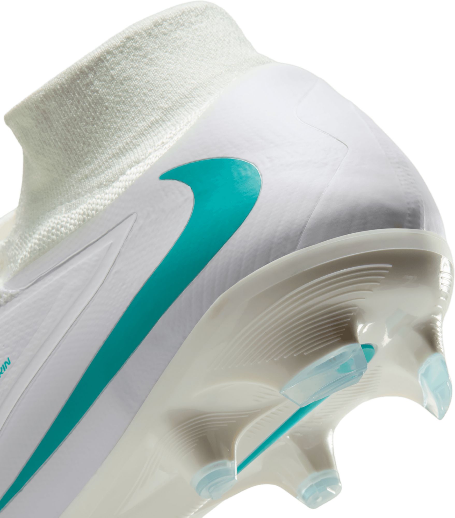Nike Phantom 6 Pro High FG Soccer Cleats product image