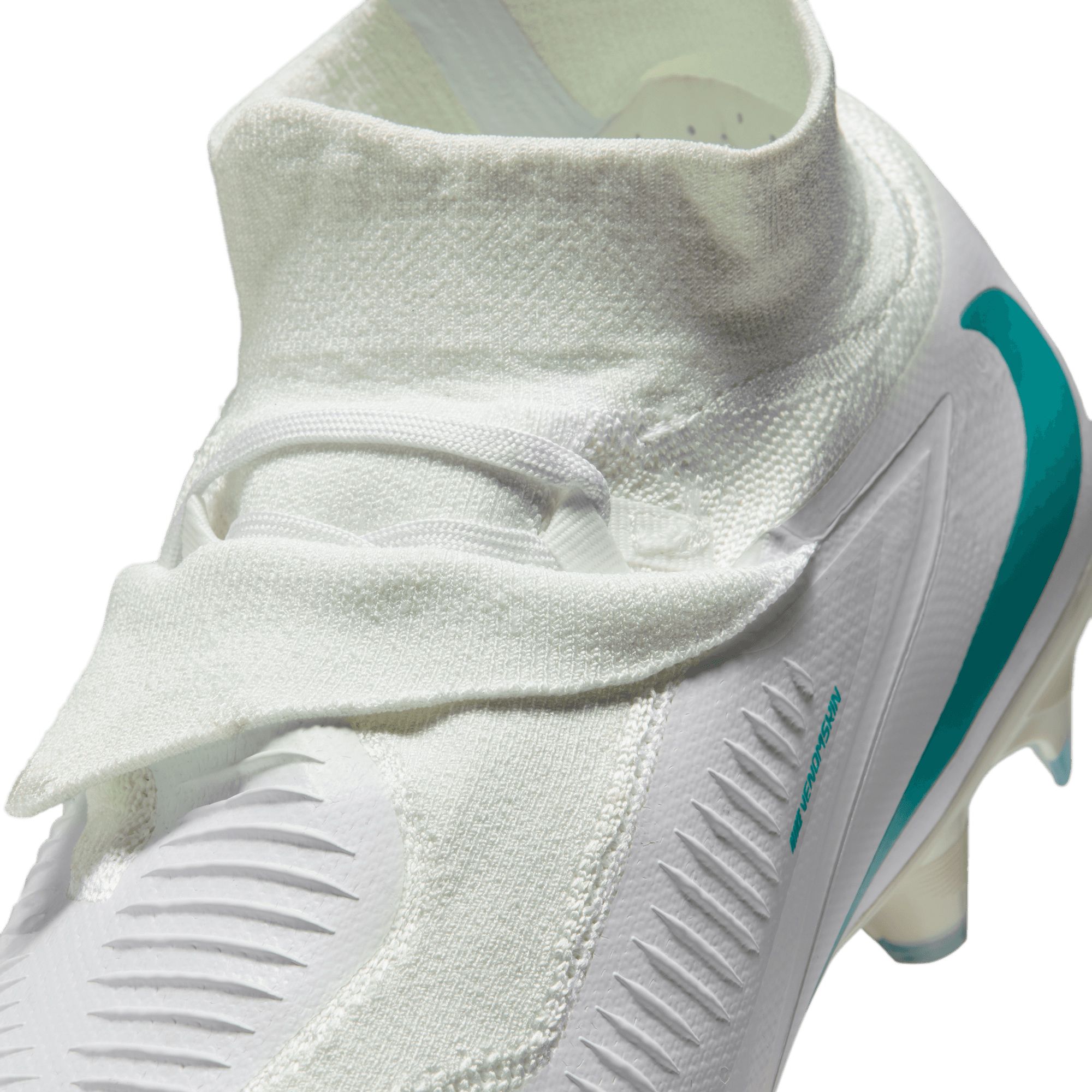 Nike Phantom 6 Pro High FG Soccer Cleats product image