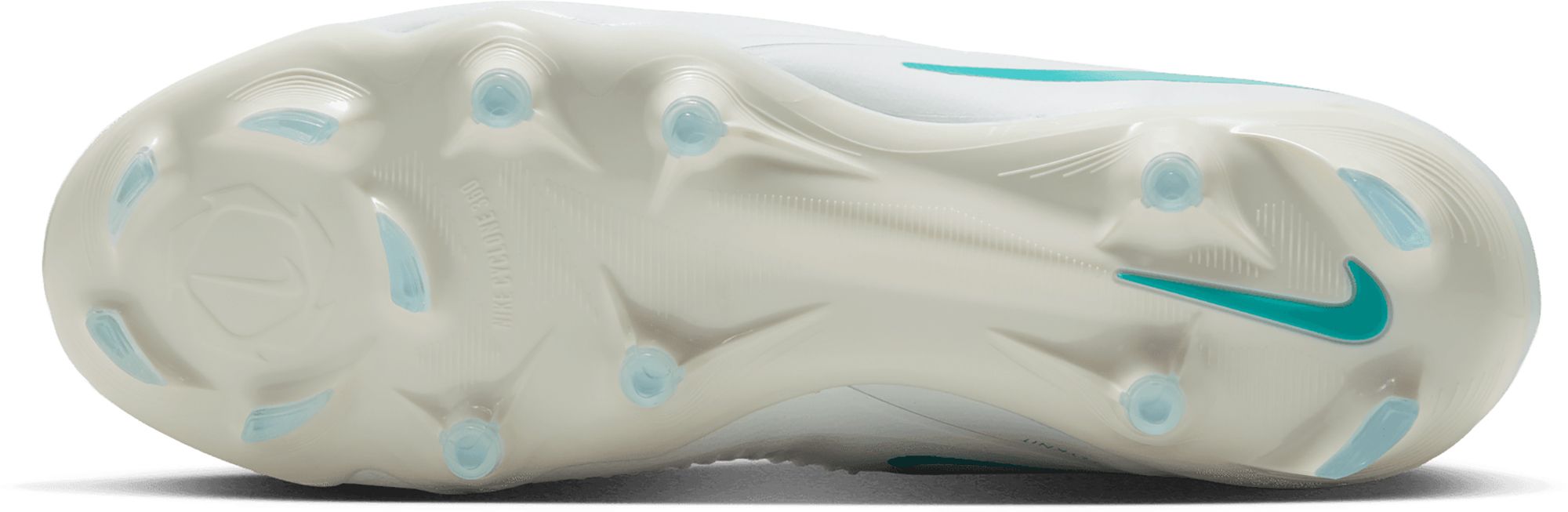 Nike Phantom 6 Pro High FG Soccer Cleats product image
