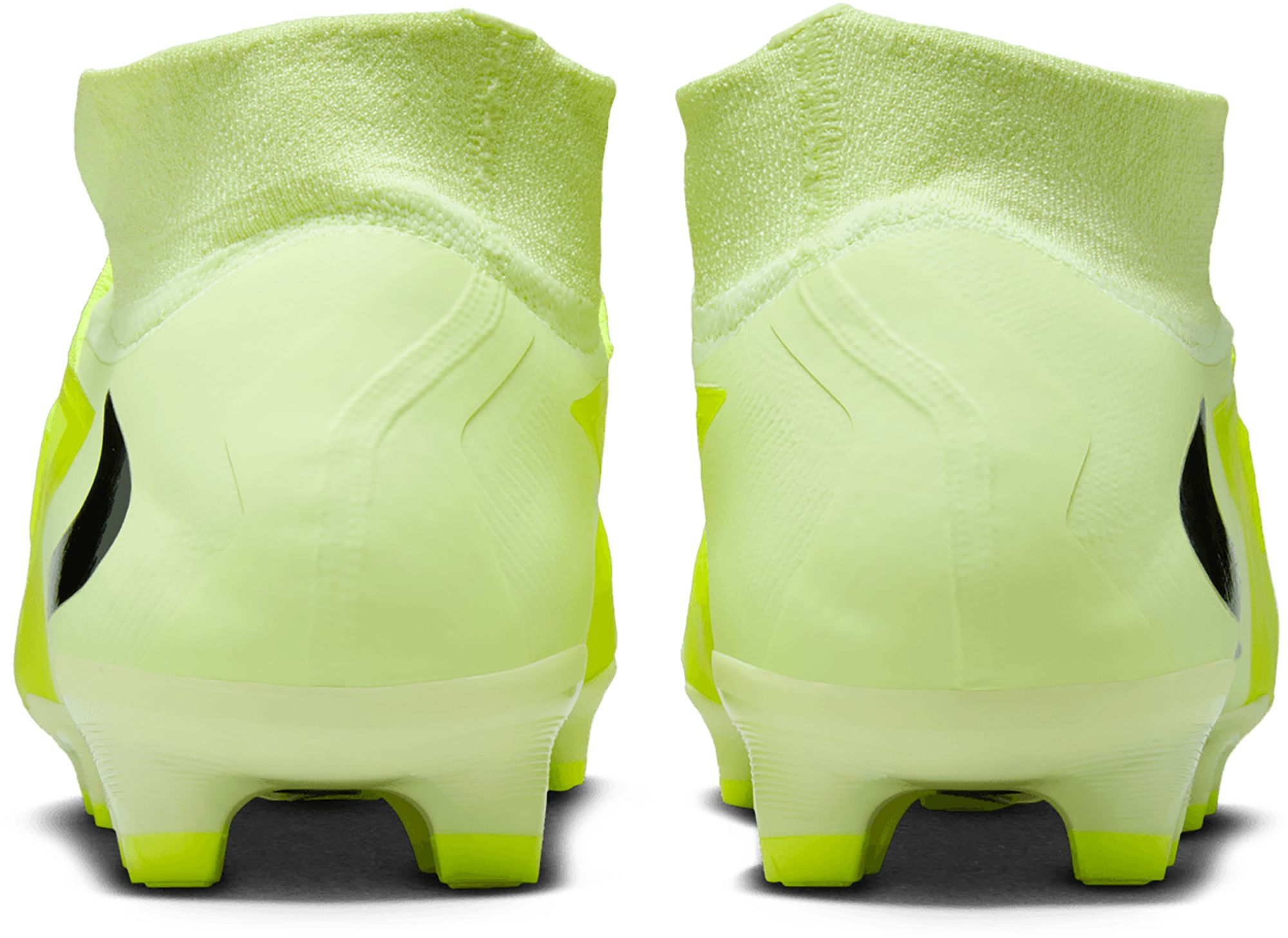 Nike Phantom 6 Pro High FG Soccer Cleats product image