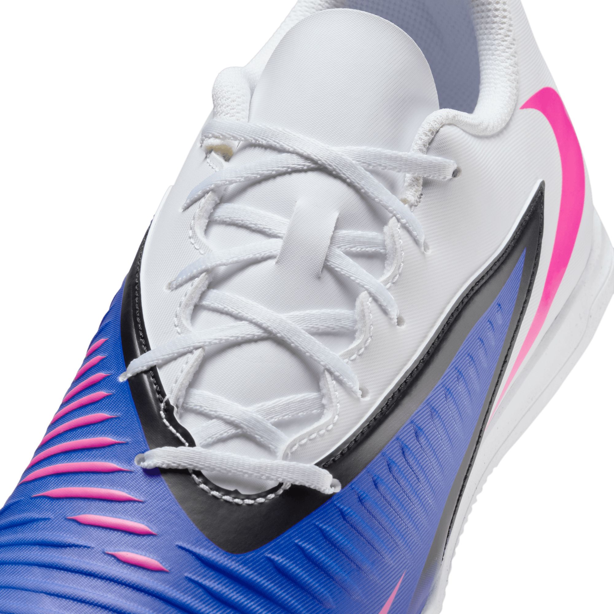 Nike Phantom 6 Club Indoor Soccer Shoes product image