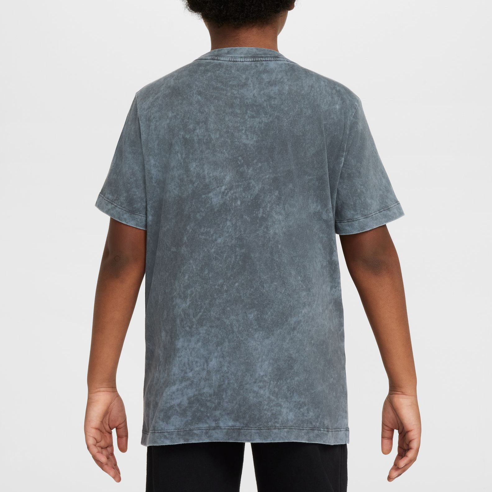 Nike Boys' Sportswear Hero Graphic T-Shirt product image