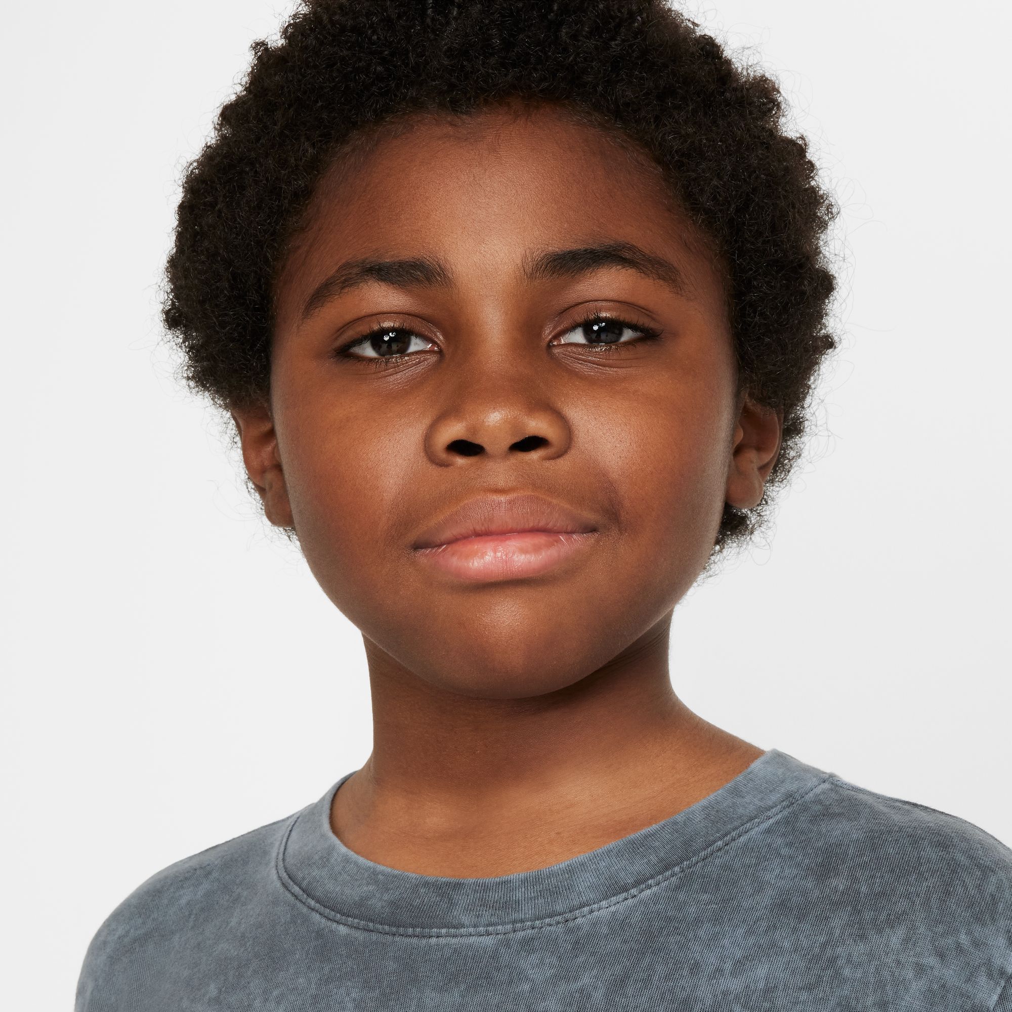 Nike Boys' Sportswear Hero Graphic T-Shirt product image