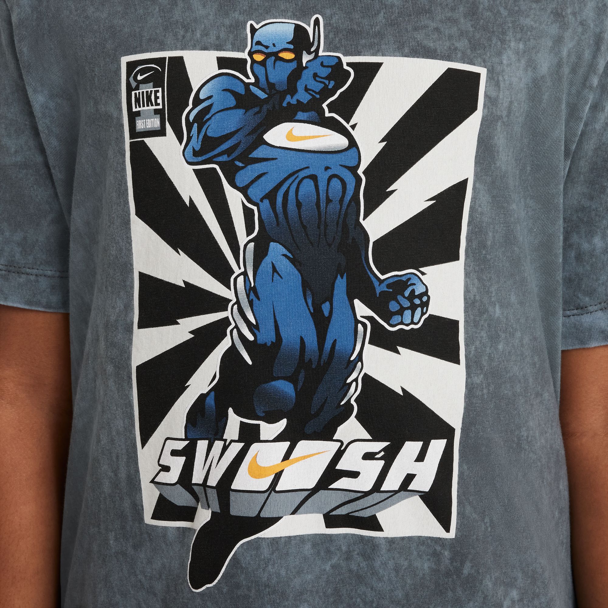 Nike Boys' Sportswear Hero Graphic T-Shirt product image