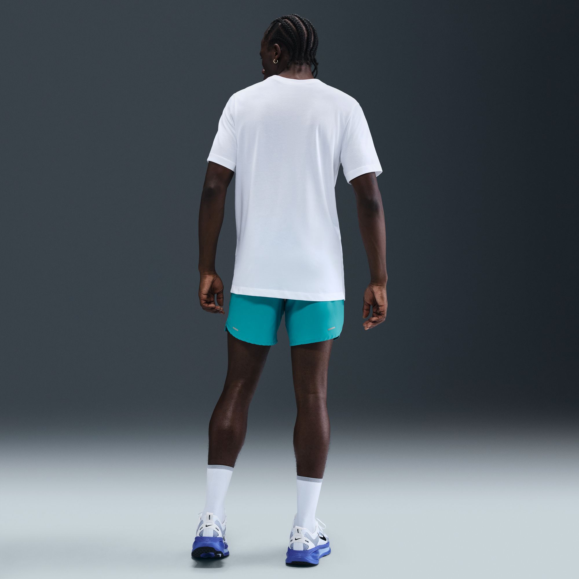 Nike Men's Dri-FIT 2025 Chicago Marathon Logo Graphic T-Shirt product image