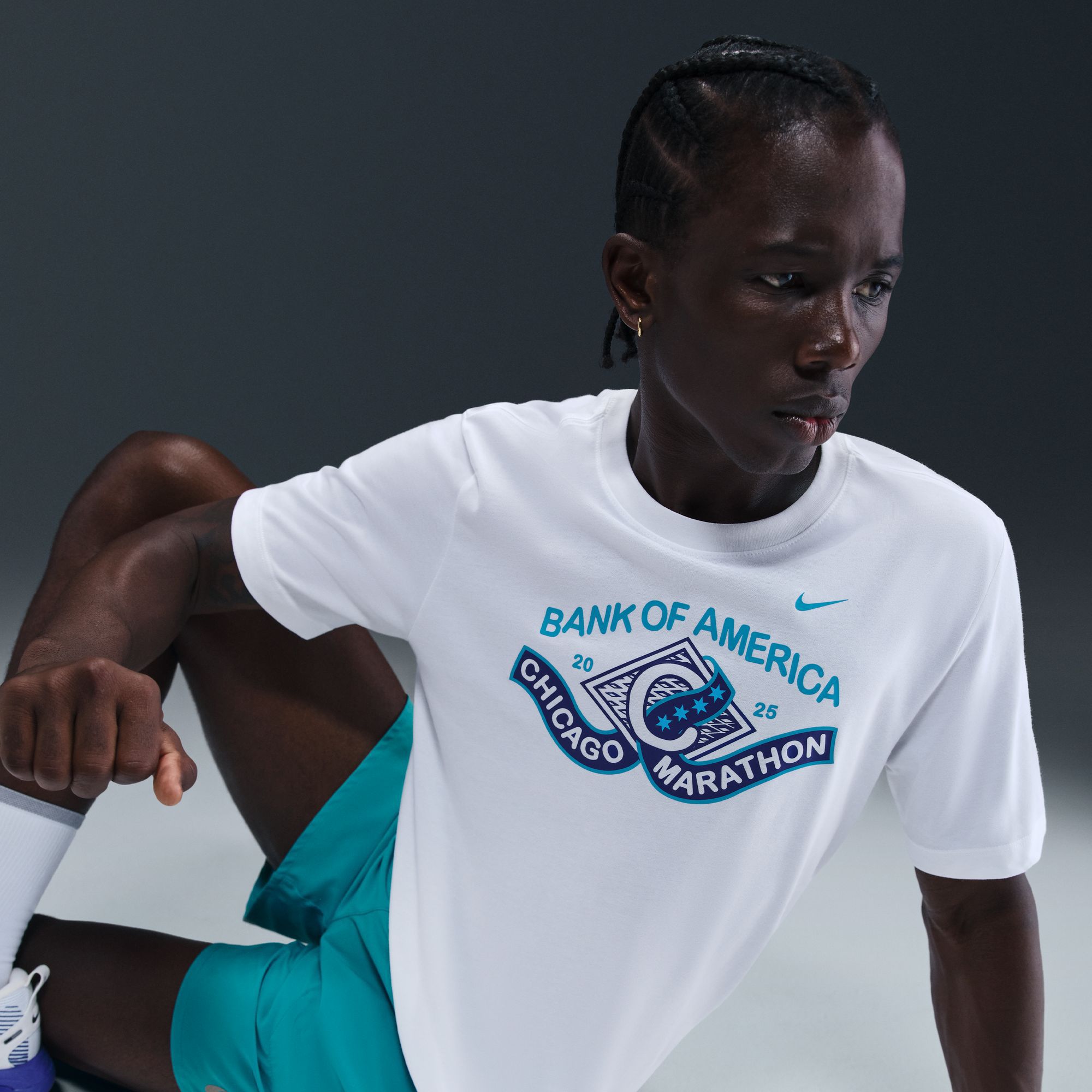 Nike Men's Dri-FIT 2025 Chicago Marathon Logo Graphic T-Shirt product image