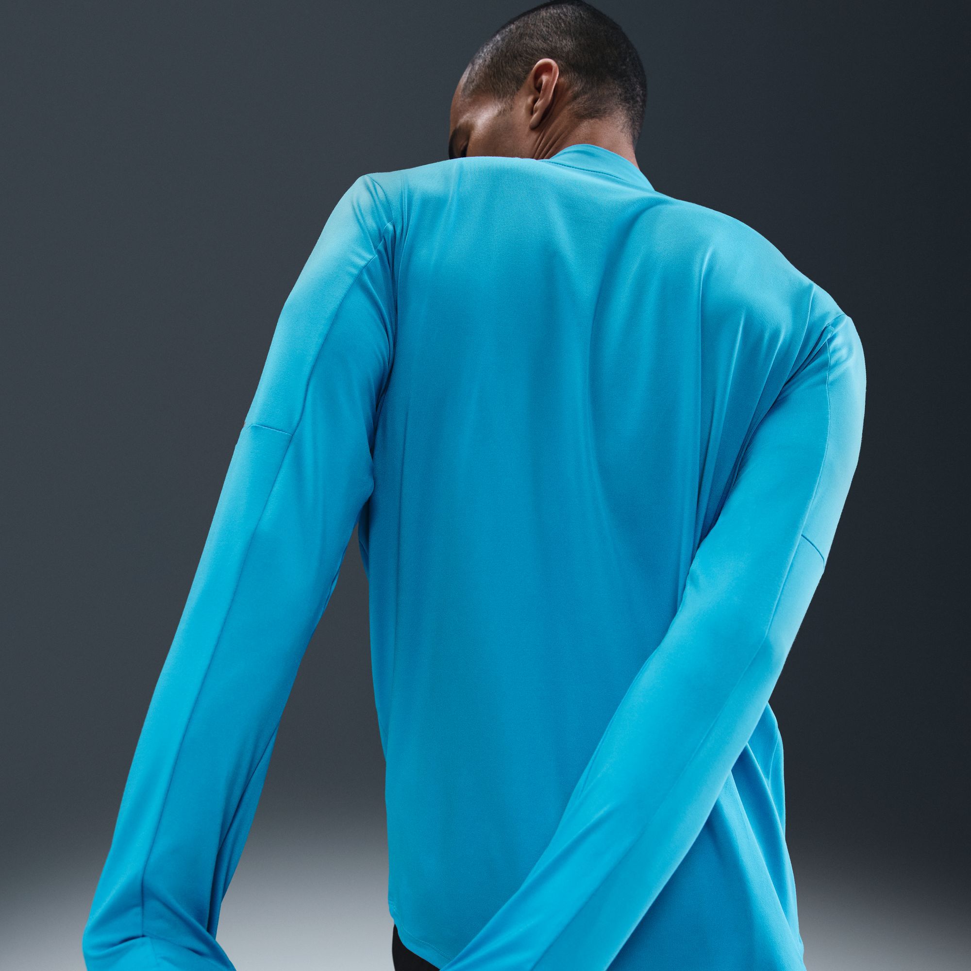 Nike Men's Dri-FIT Element 2025 Chicago Marathon 1/4 Zip Shirt product image