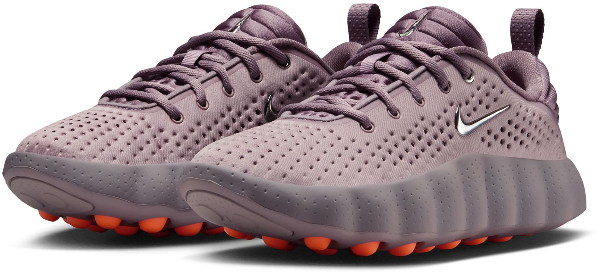 Nike Women's Mind 002 Pregame Shoes product image