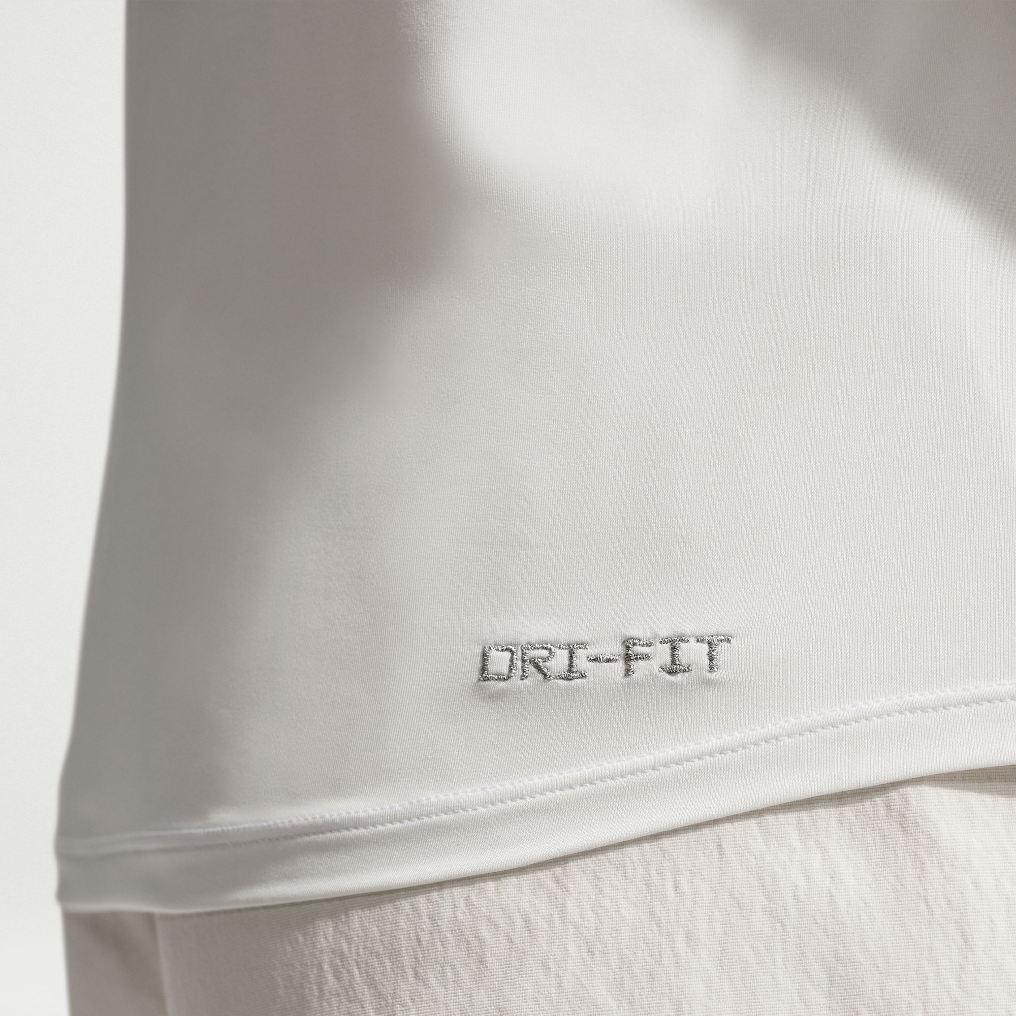 Nike Team USA One Women's Dri-FIT Long-Sleeve Top product image