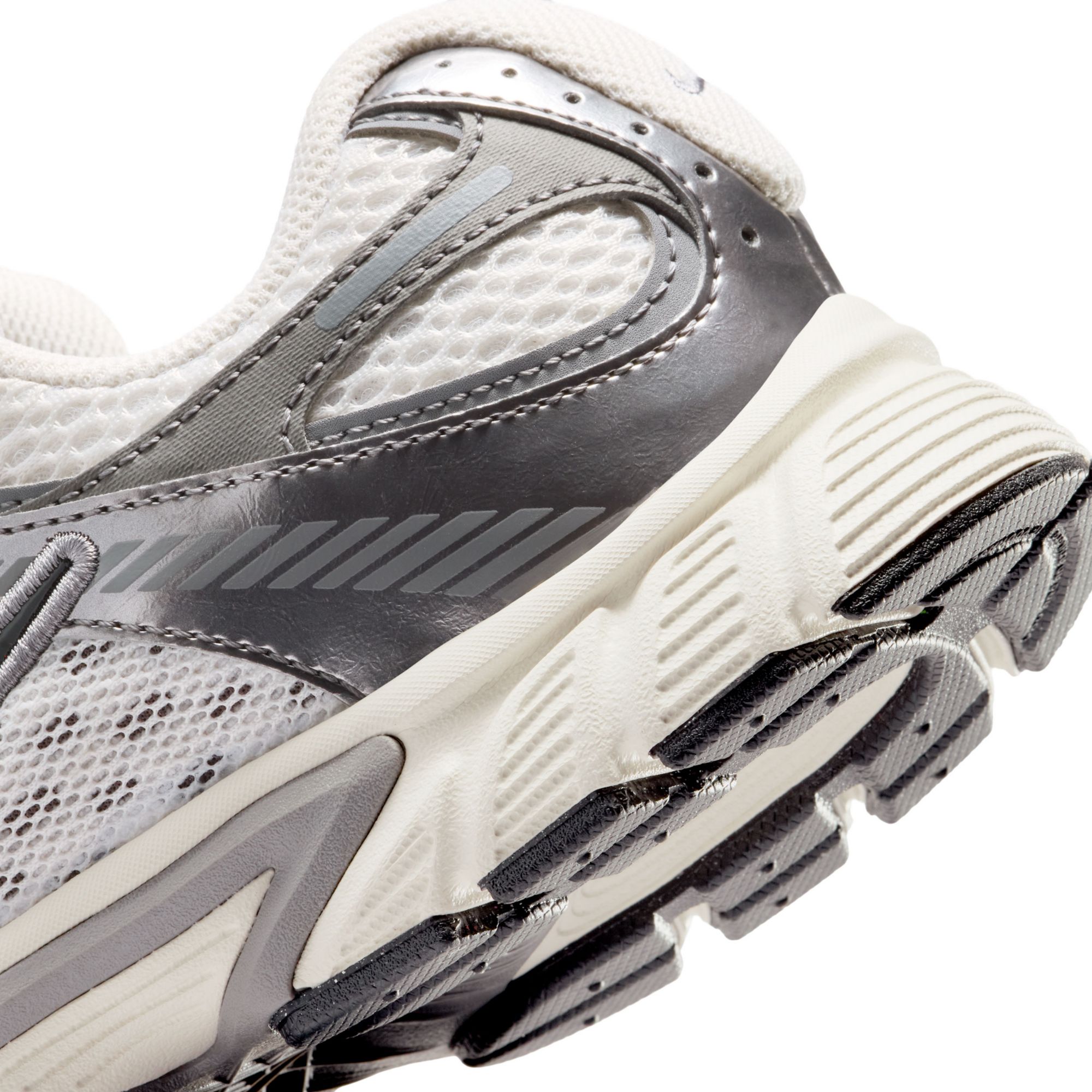 Nike Kids' Grade School V5 RNR Shoes product image