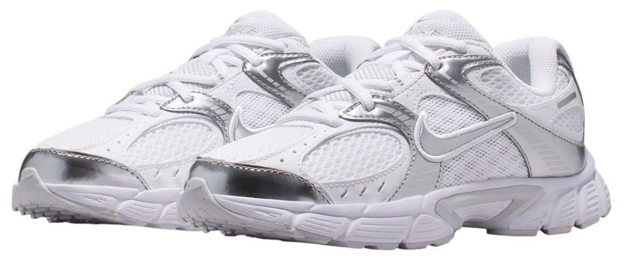 Nike Kids' Grade School V5 RNR Shoes product image