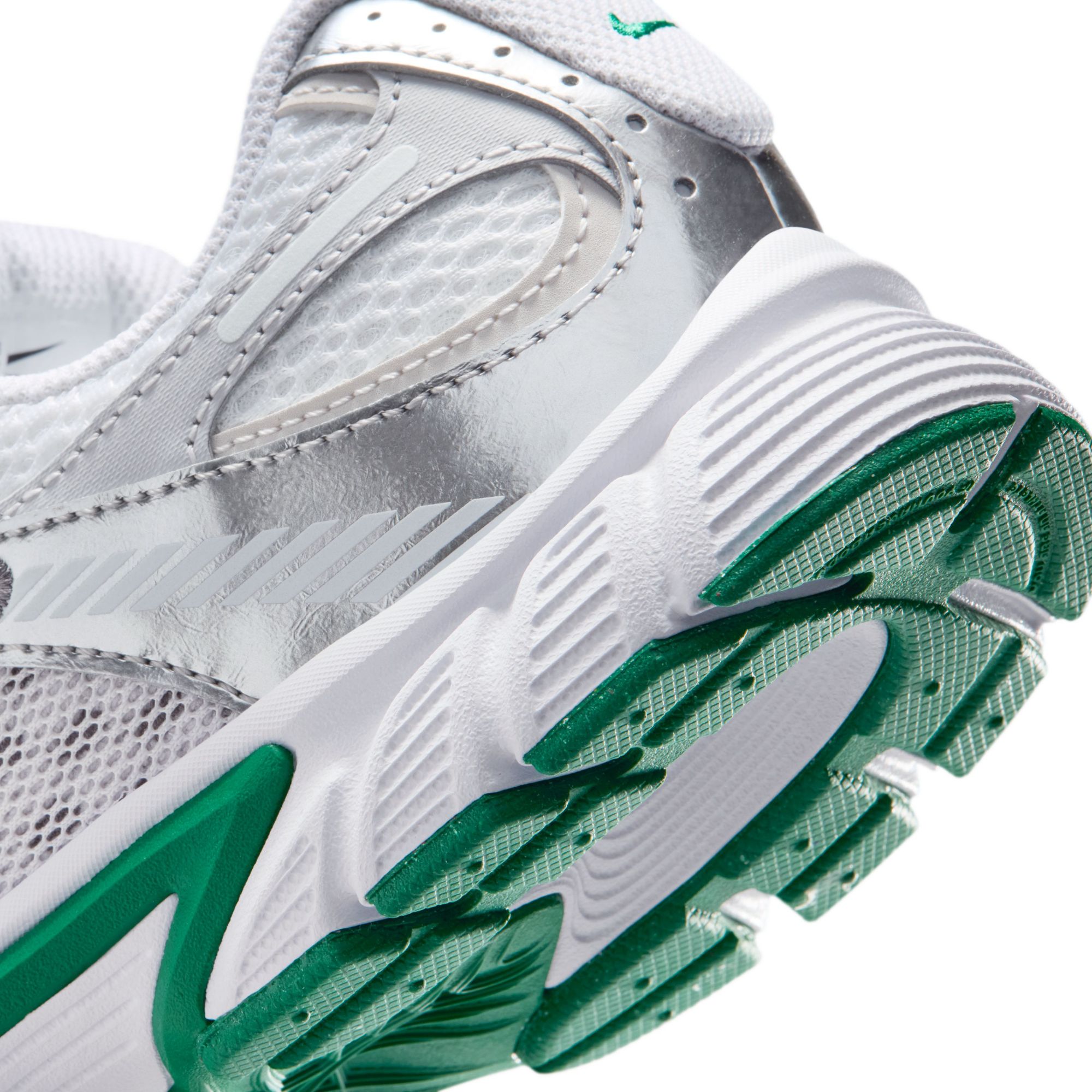Nike Kids' Grade School V5 RNR Shoes product image
