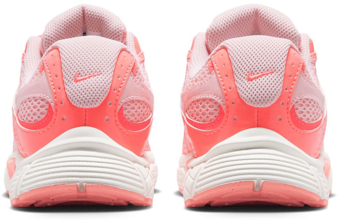 Nike Kids' Grade School V5 RNR Shoes product image