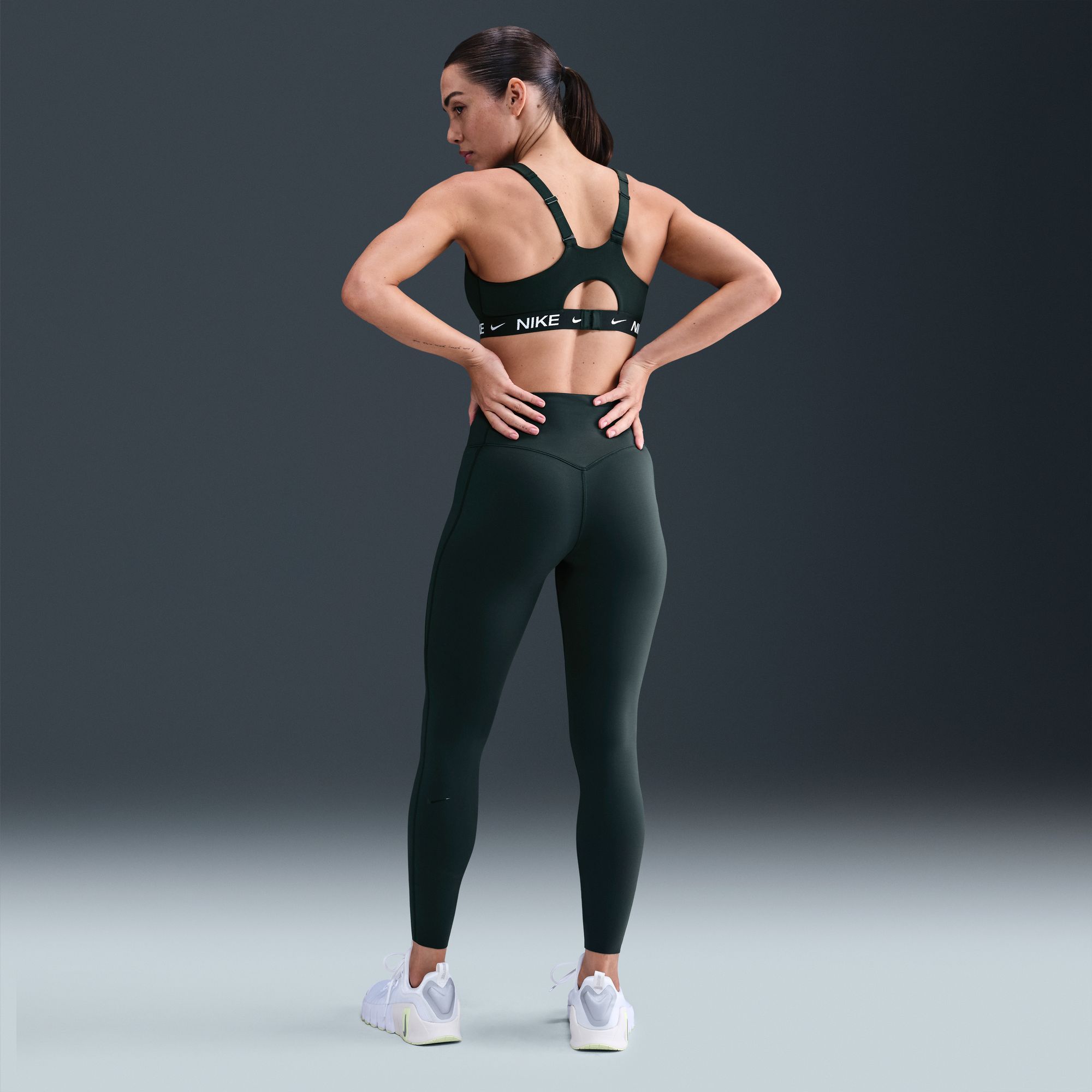 Nike Women's Universa Medium-Support High-Waisted 7/8 Leggings product image
