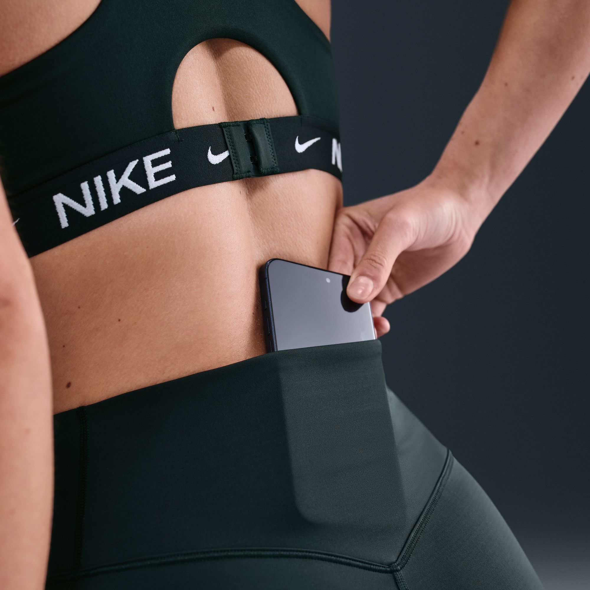 Nike Women's Universa Medium-Support High-Waisted 7/8 Leggings product image