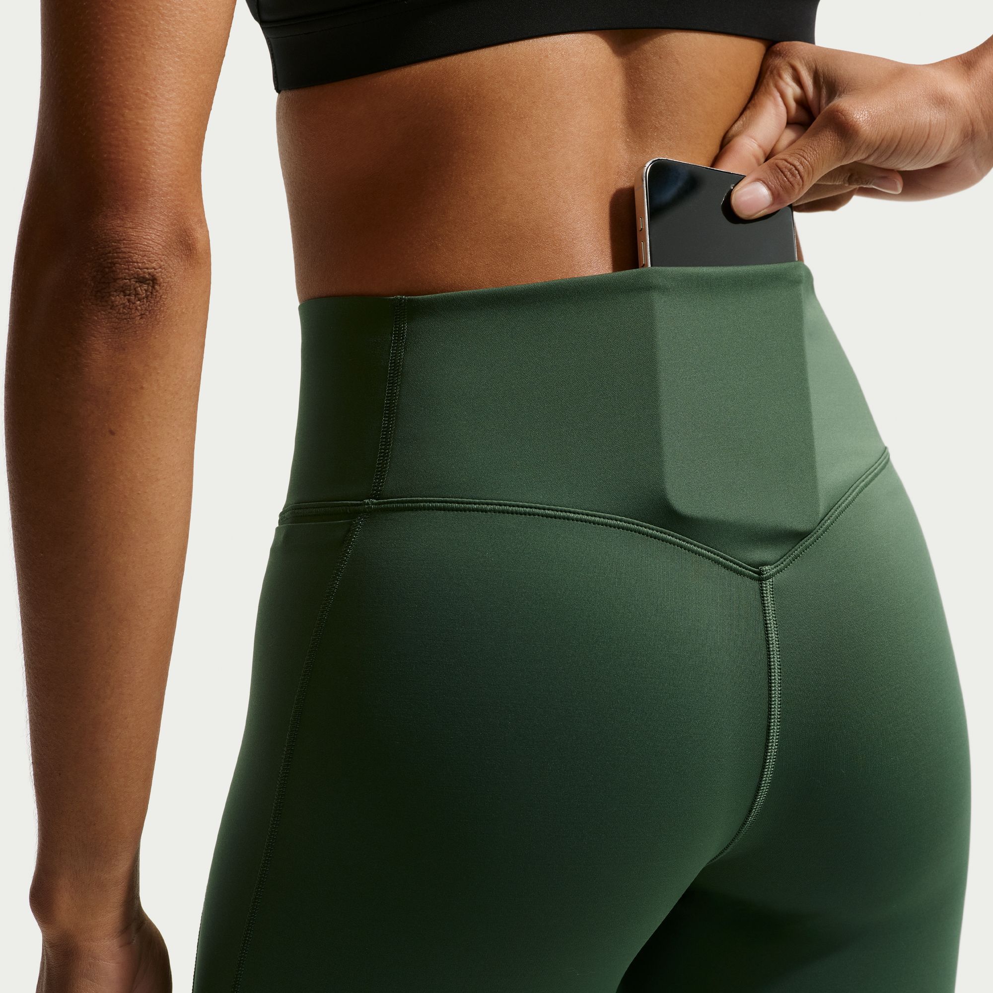 Nike Women's Universa Medium-Support High-Waisted 7/8 Leggings product image