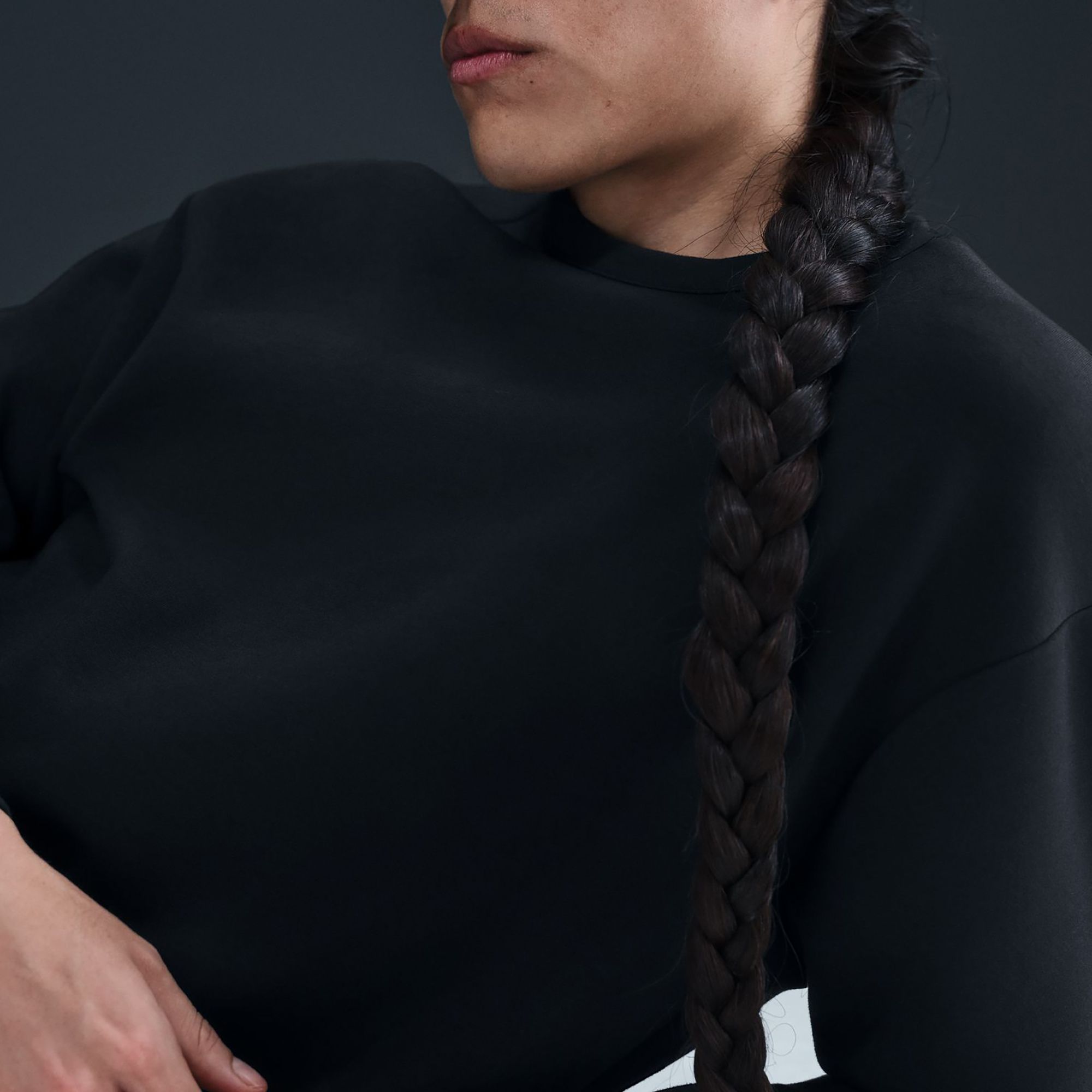 Nike Men's 24.7 ImpossiblySoft Dri-FIT Crewneck Sweatshirt product image