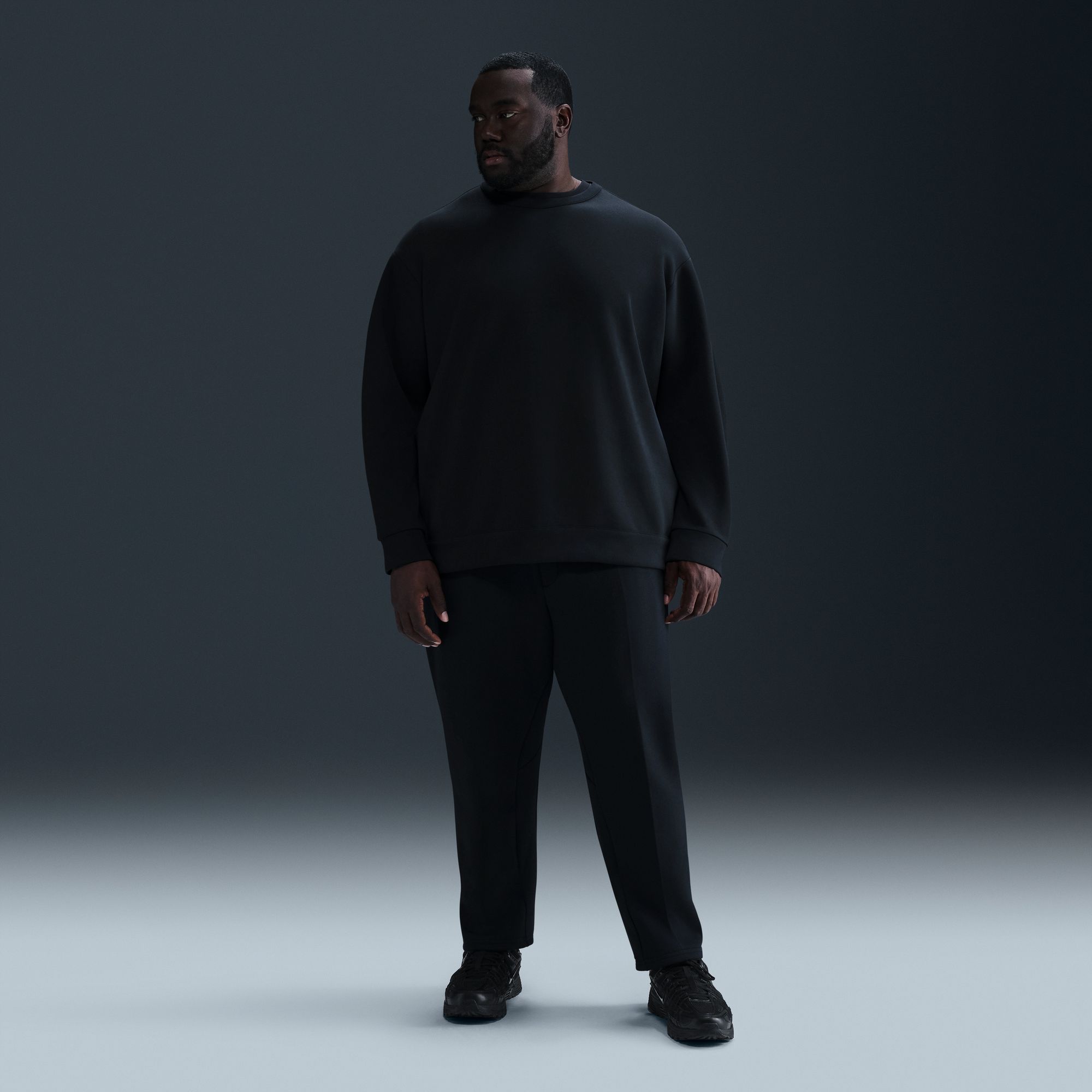 Nike Men's 24.7 ImpossiblySoft Dri-FIT Crewneck Sweatshirt product image