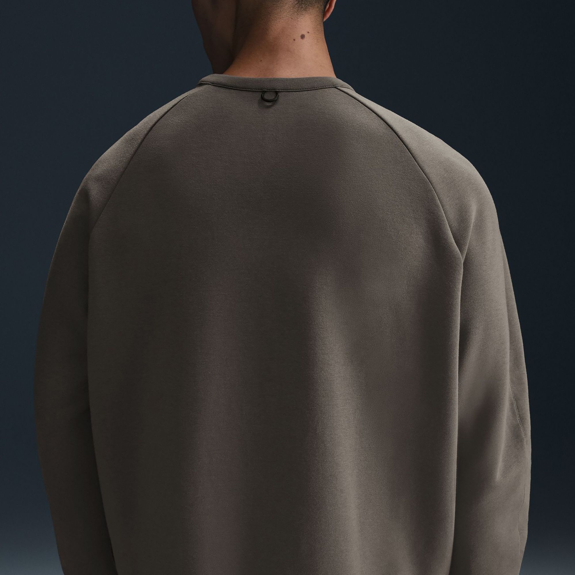 Nike Men's 24.7 ImpossiblySoft Dri-FIT Crewneck Sweatshirt product image