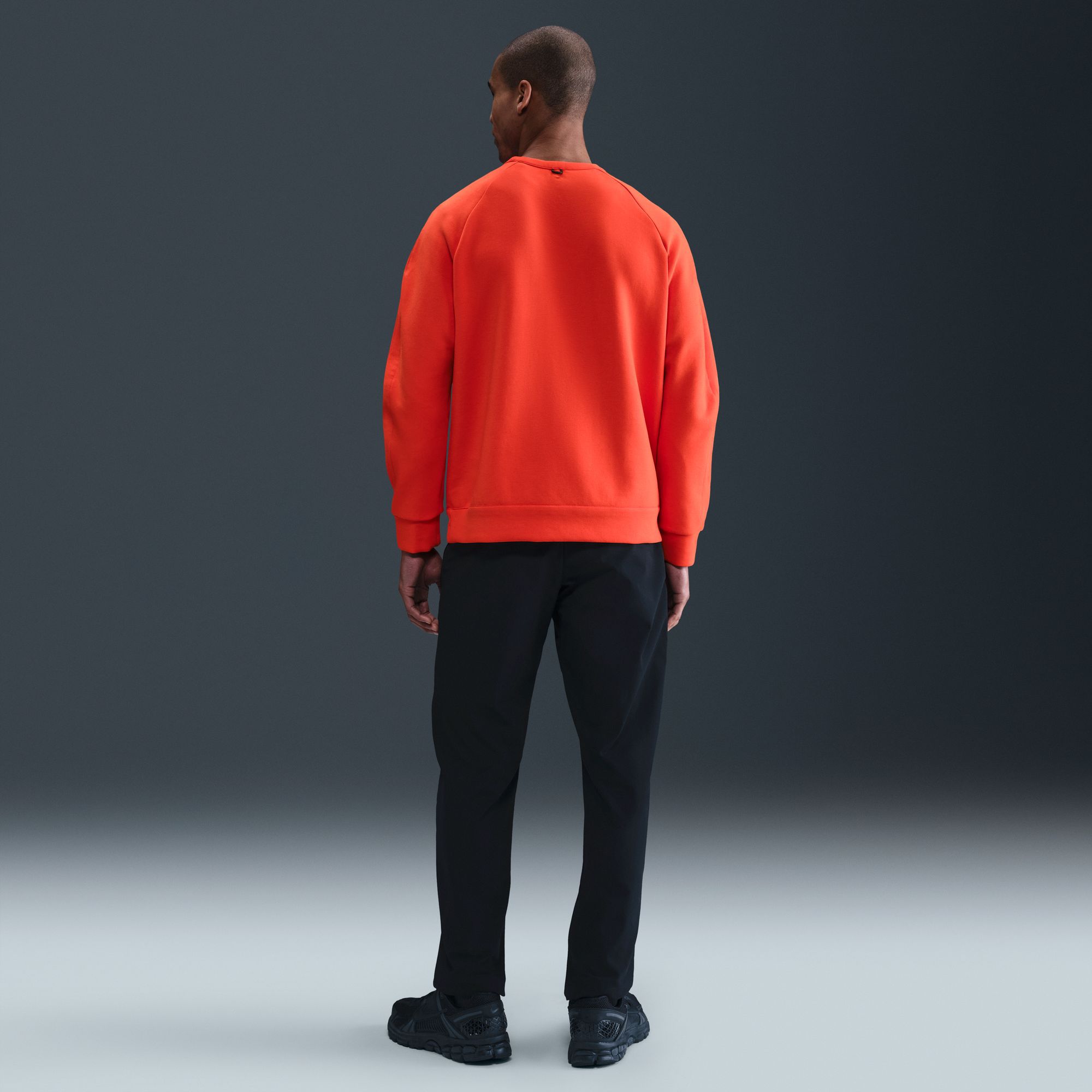 Nike Men's 24.7 ImpossiblySoft Dri-FIT Crewneck Sweatshirt product image