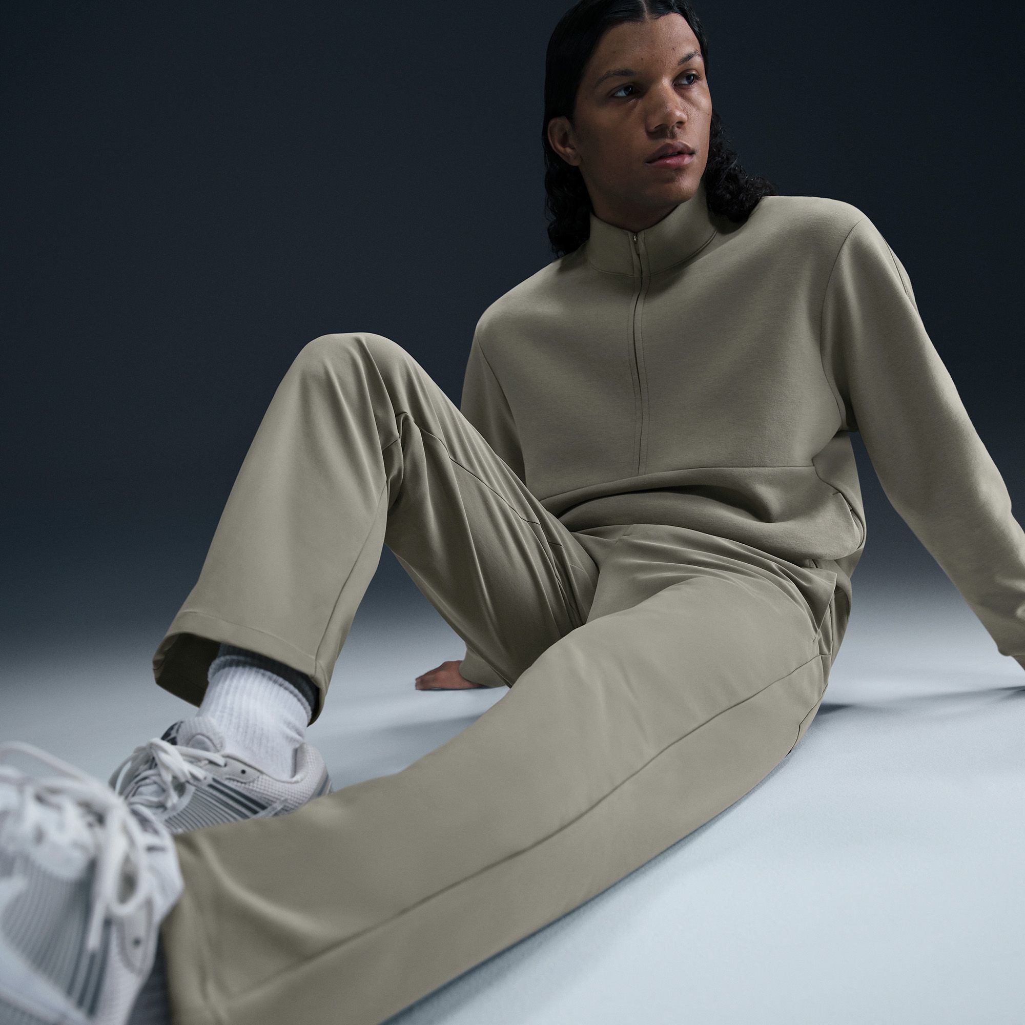 Nike Men's 24.7 ImpossiblySoft Dri-FIT Pants product image