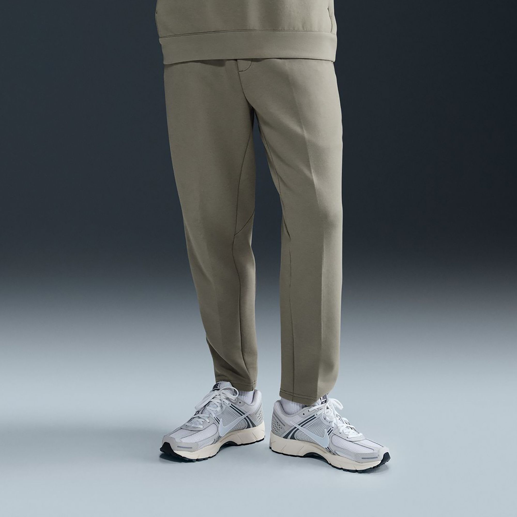 Nike Men's 24.7 ImpossiblySoft Dri-FIT Pants product image