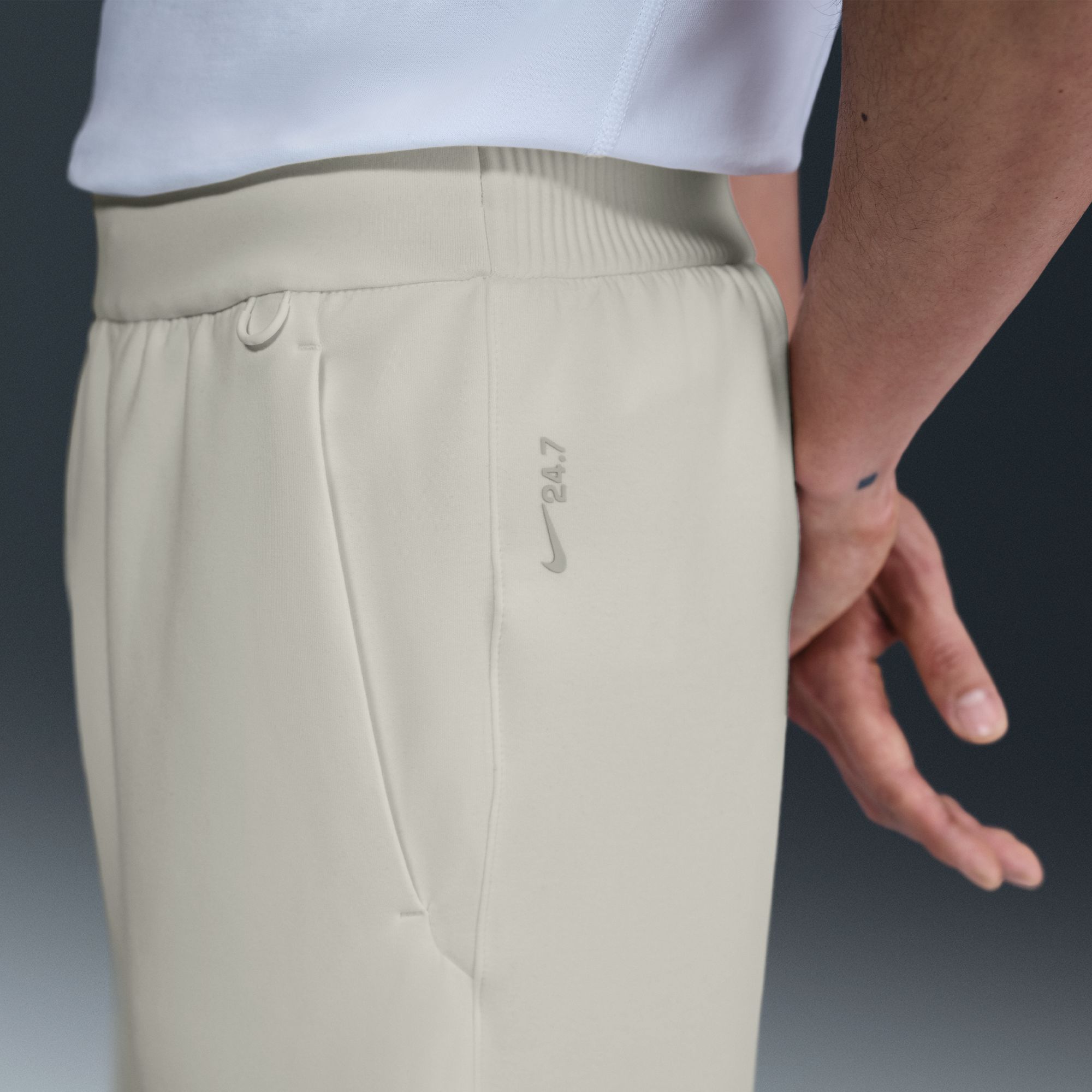 Nike Men's 24.7 ImpossiblySoft Dri-FIT Pants product image