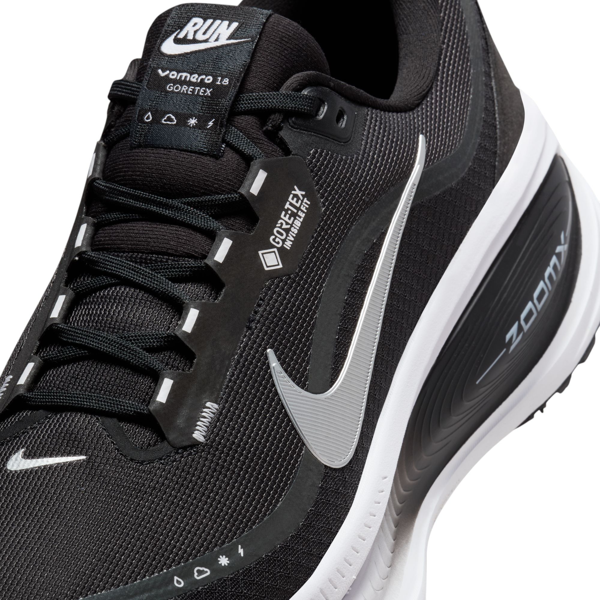 Nike Men's Vomero 18 GORE-TEX Running Shoes product image