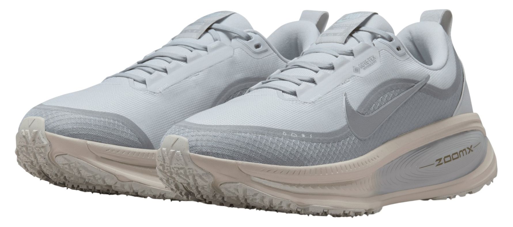 Nike Men's Vomero 18 GORE-TEX Running Shoes product image