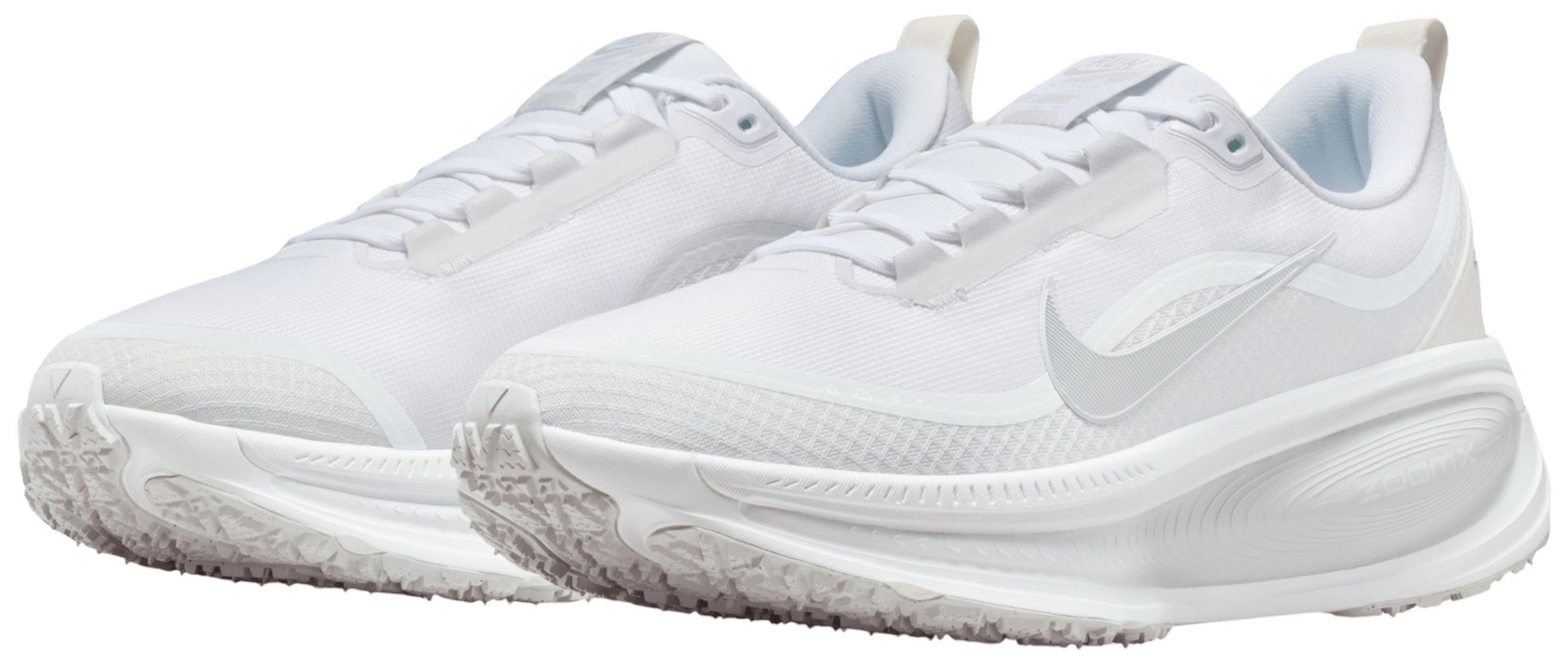 Nike Men's Vomero 18 GORE-TEX Running Shoes product image