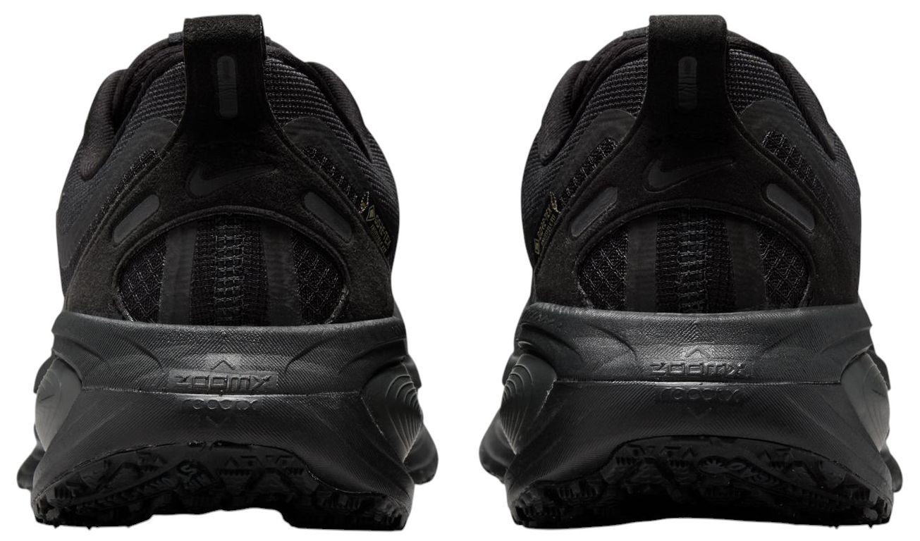 Nike Women's Vomero 18 GORE-TEX Running Shoes product image