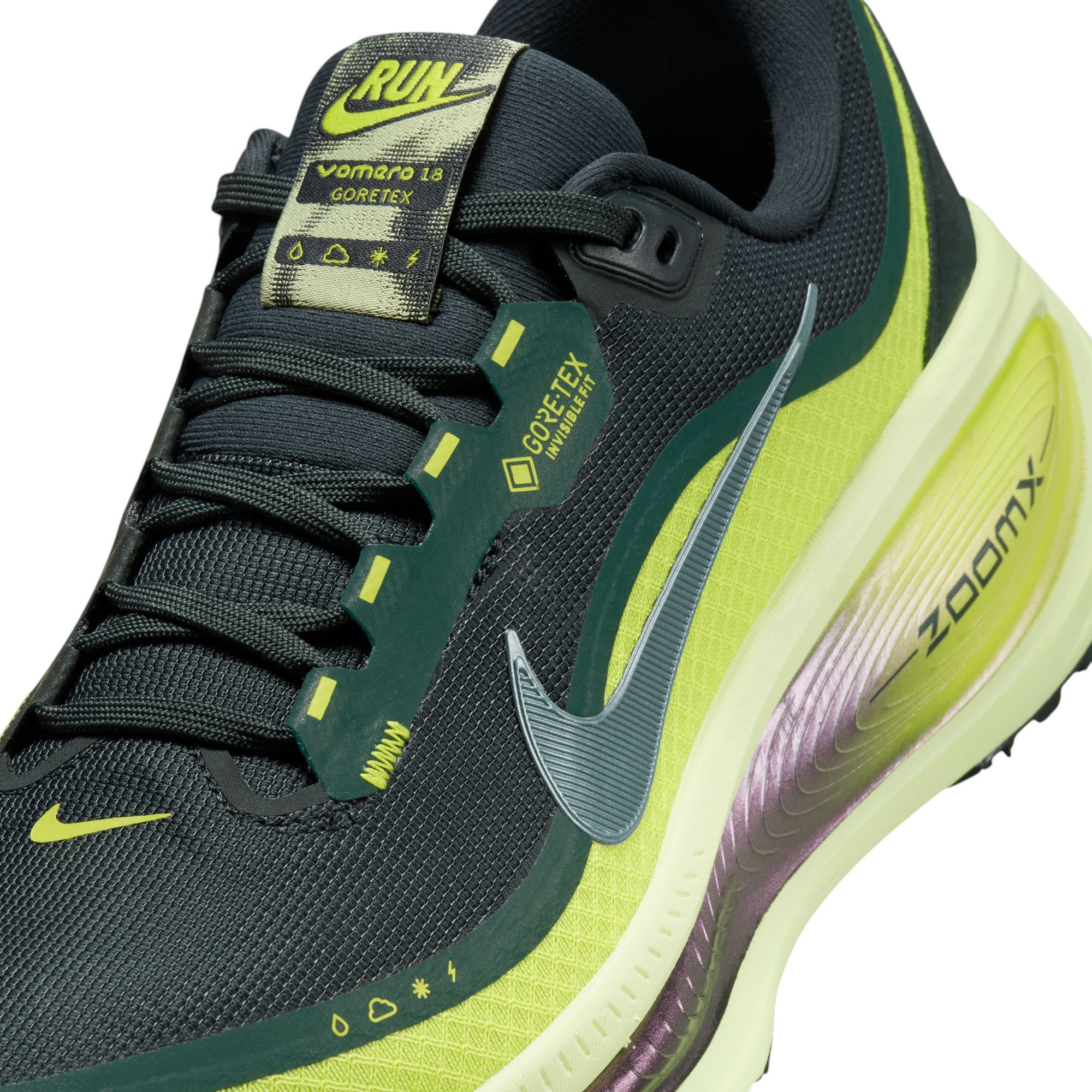 Nike Women's Vomero 18 GORE-TEX Running Shoes product image