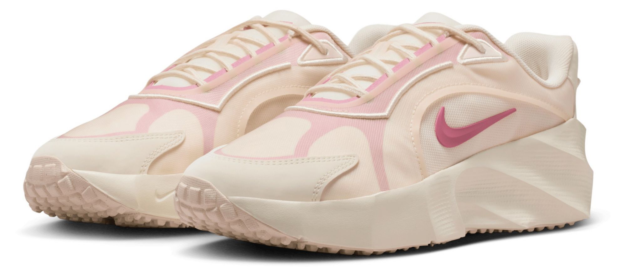 Nike Women's Aura Edge Shoes product image