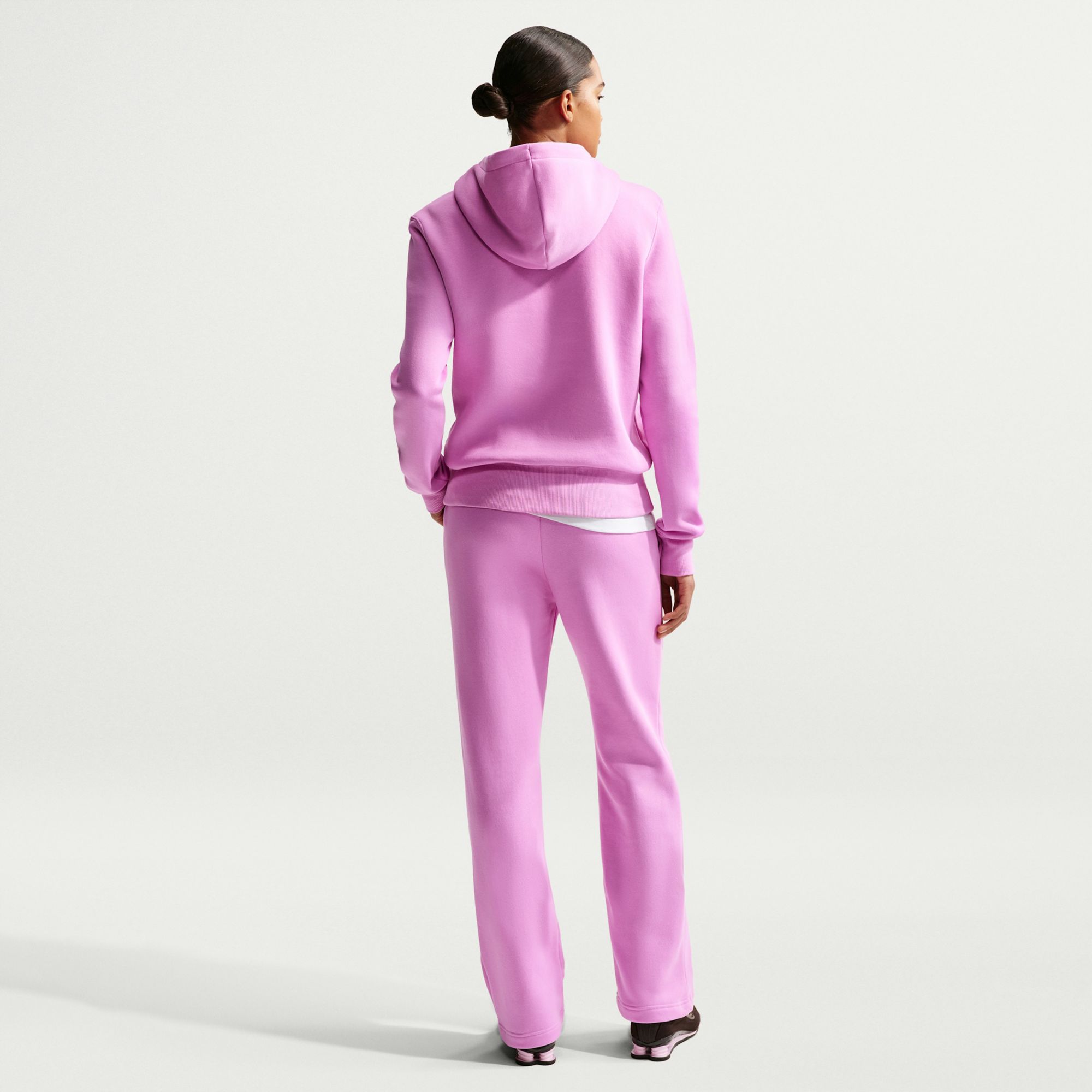 Nike Women's Sportswear Phoenix Fleece Mid-Rise Open-Hem Pants product image