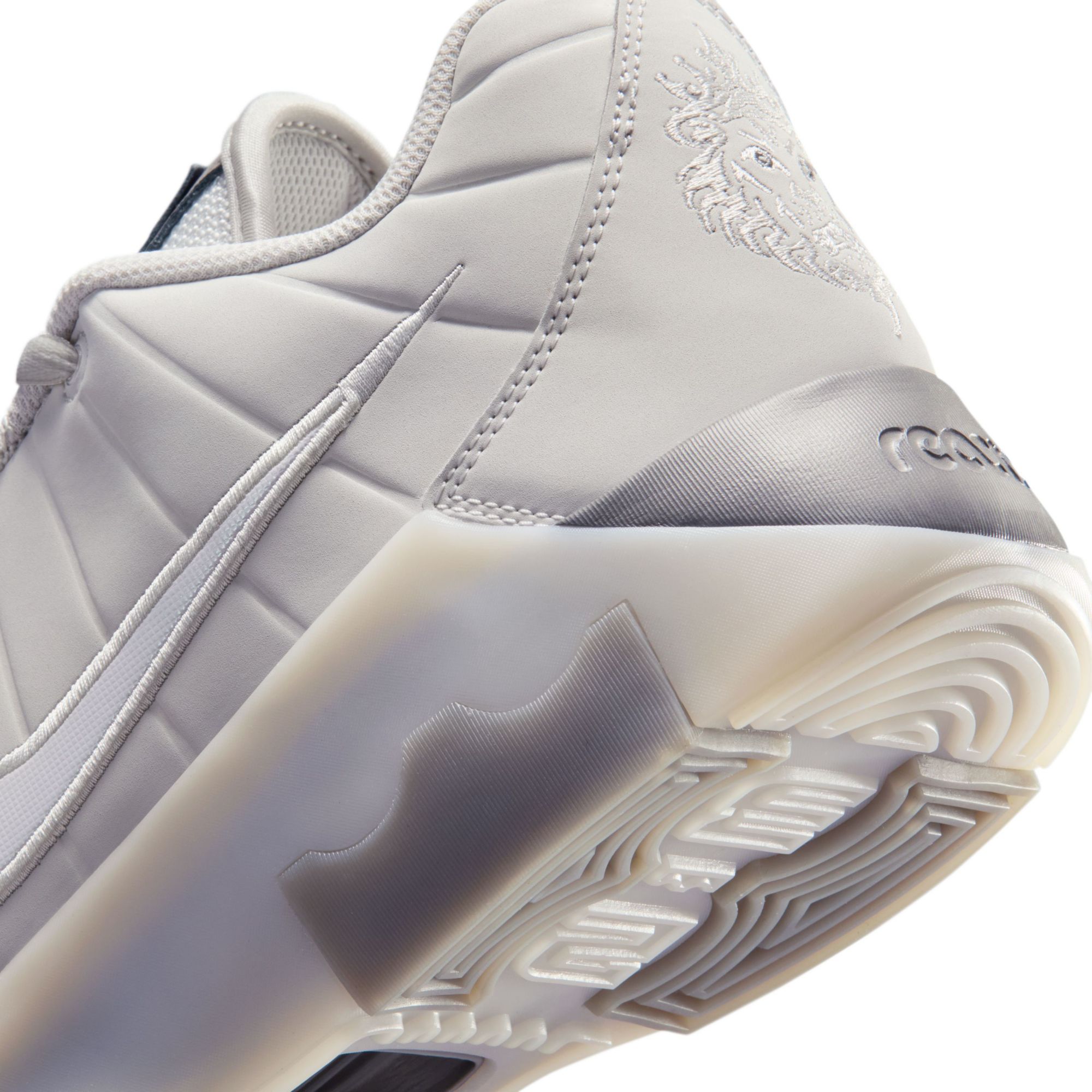 Nike LeBron Witness 9 'Light Bone' Basketball Shoes product image