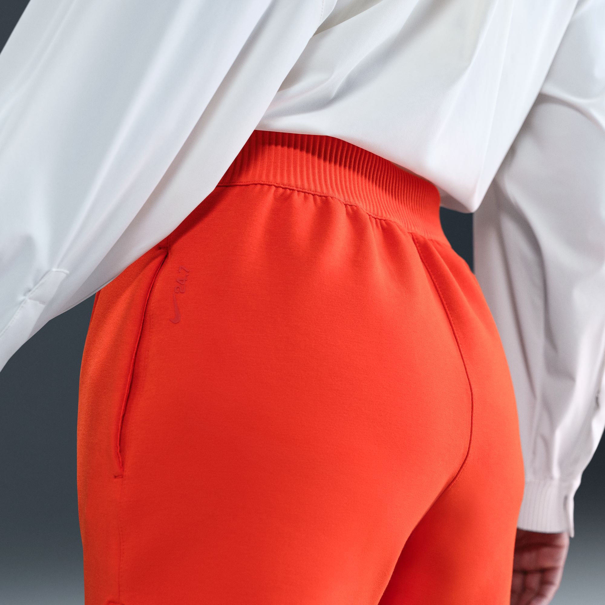 Nike Women's 24.7 ImpossiblySoft Dri-FIT 4'' Shorts product image