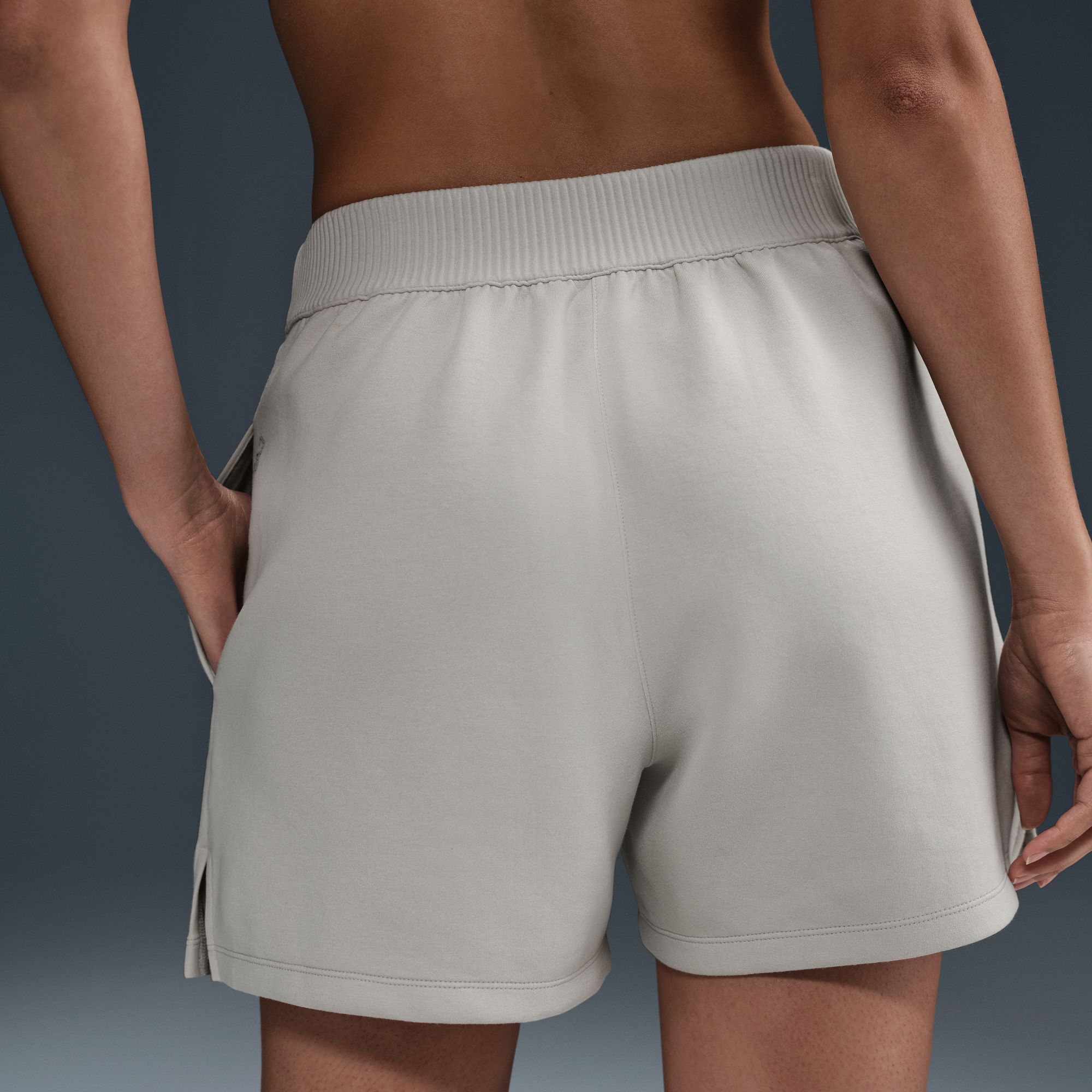 Nike Women's 24.7 ImpossiblySoft Dri-FIT 4'' Shorts product image