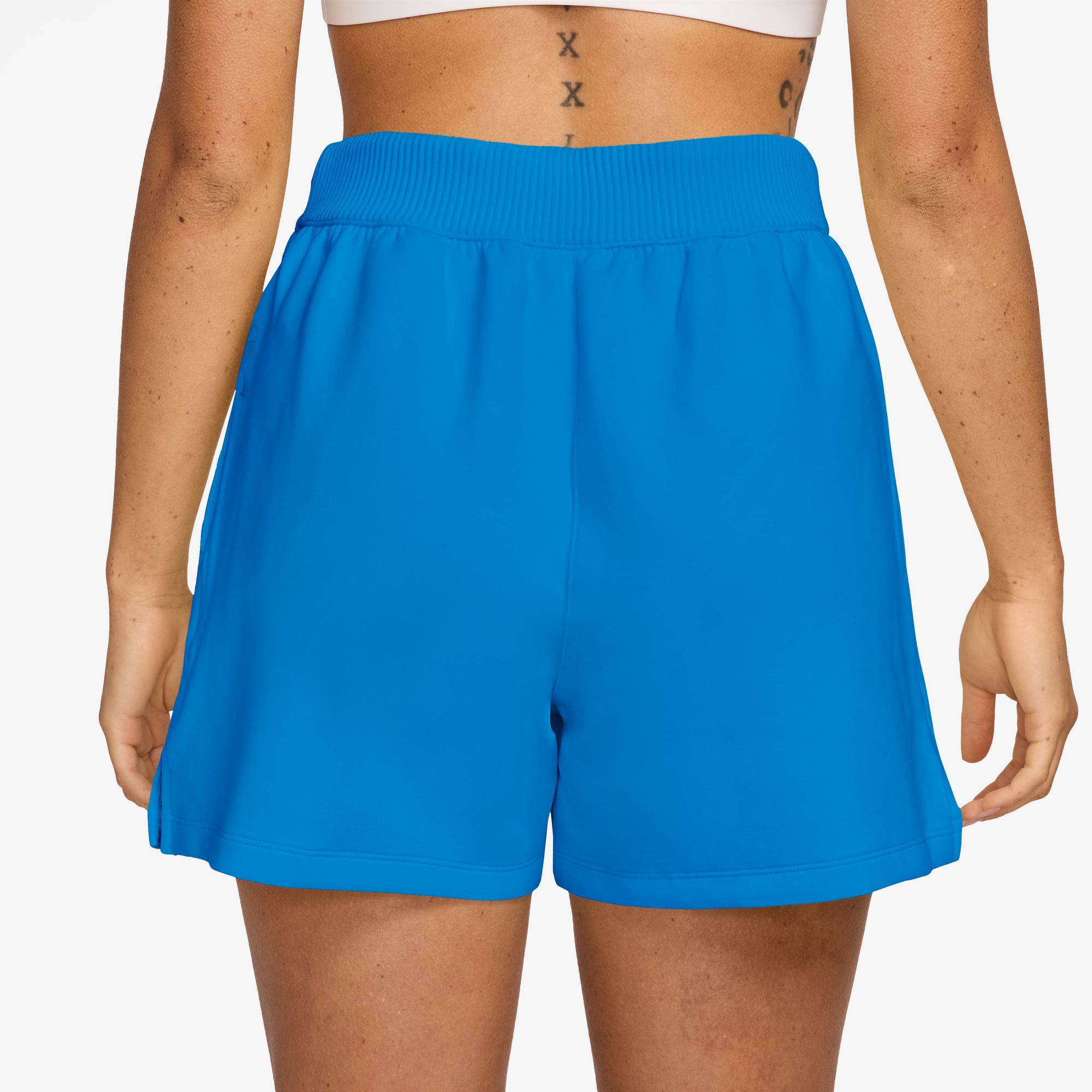 Nike Women's 24.7 ImpossiblySoft Dri-FIT 4'' Shorts product image