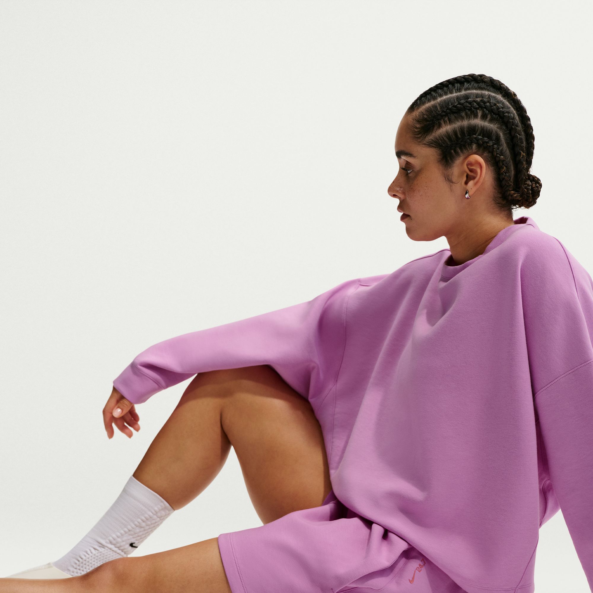 Nike Women's 24.7 ImpossiblySoft Dri-FIT 4'' Shorts product image