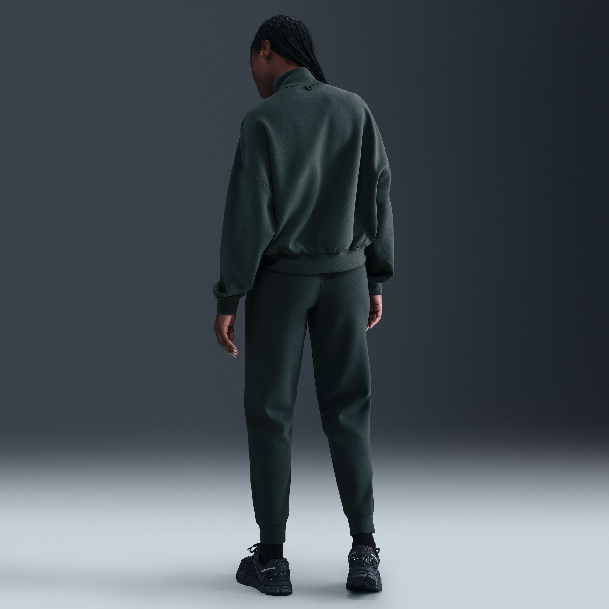 Nike Women's 24.7 ImpossiblySoft Mid-Rise Joggers product image