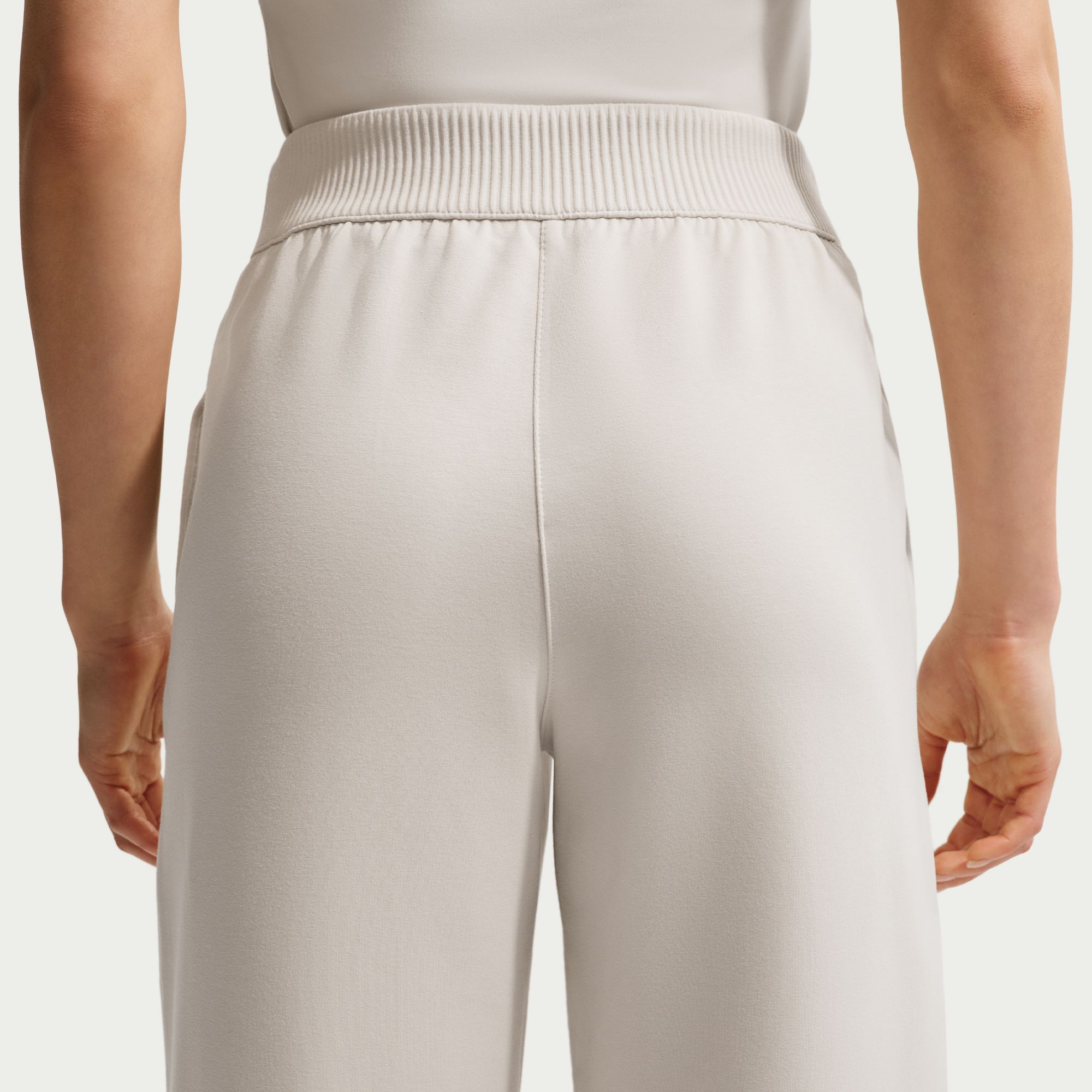 Nike Women's 24.7 ImpossiblySoft Mid-Rise Joggers product image