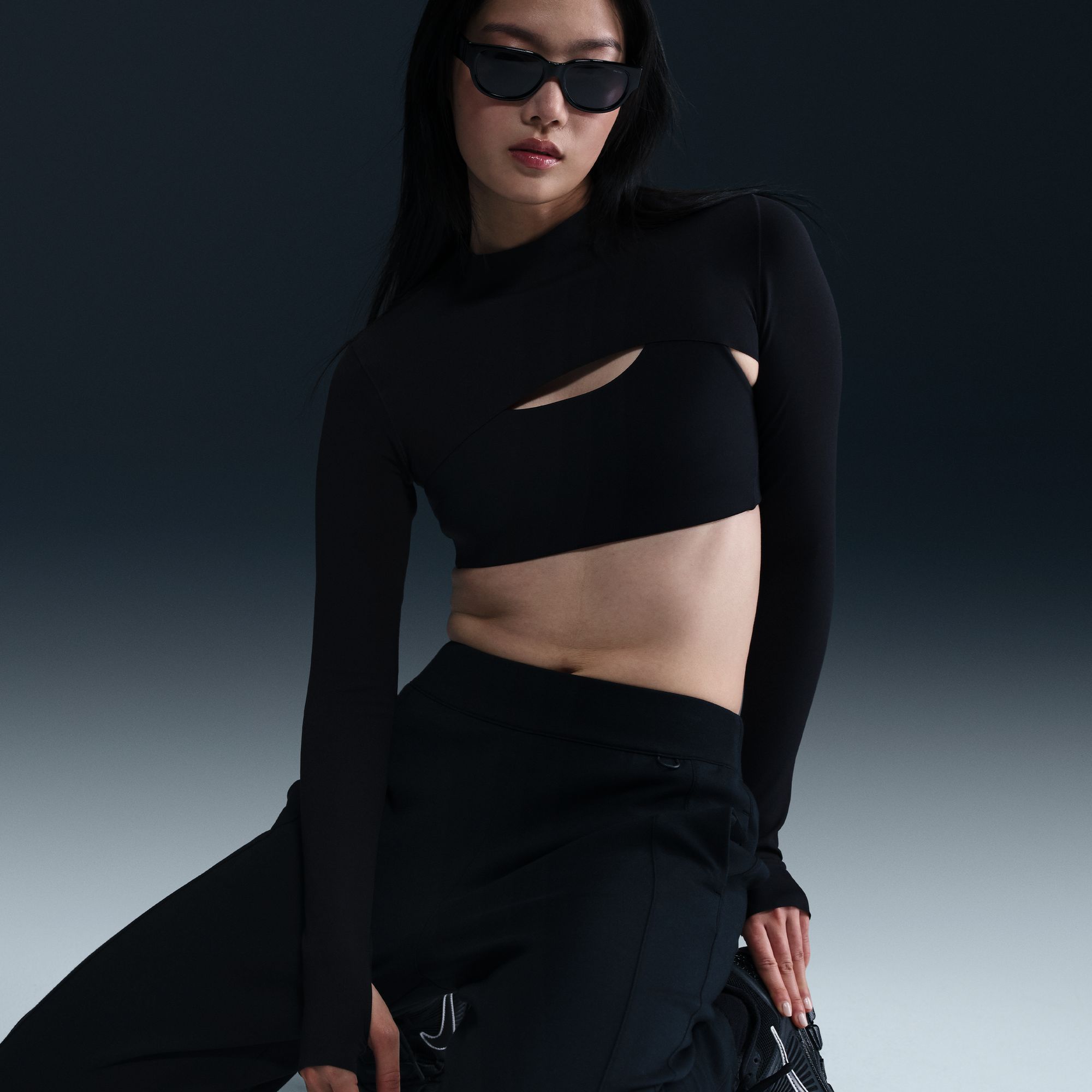 Nike Women's 24.7 ImpossiblySoft Mid-Rise Joggers product image