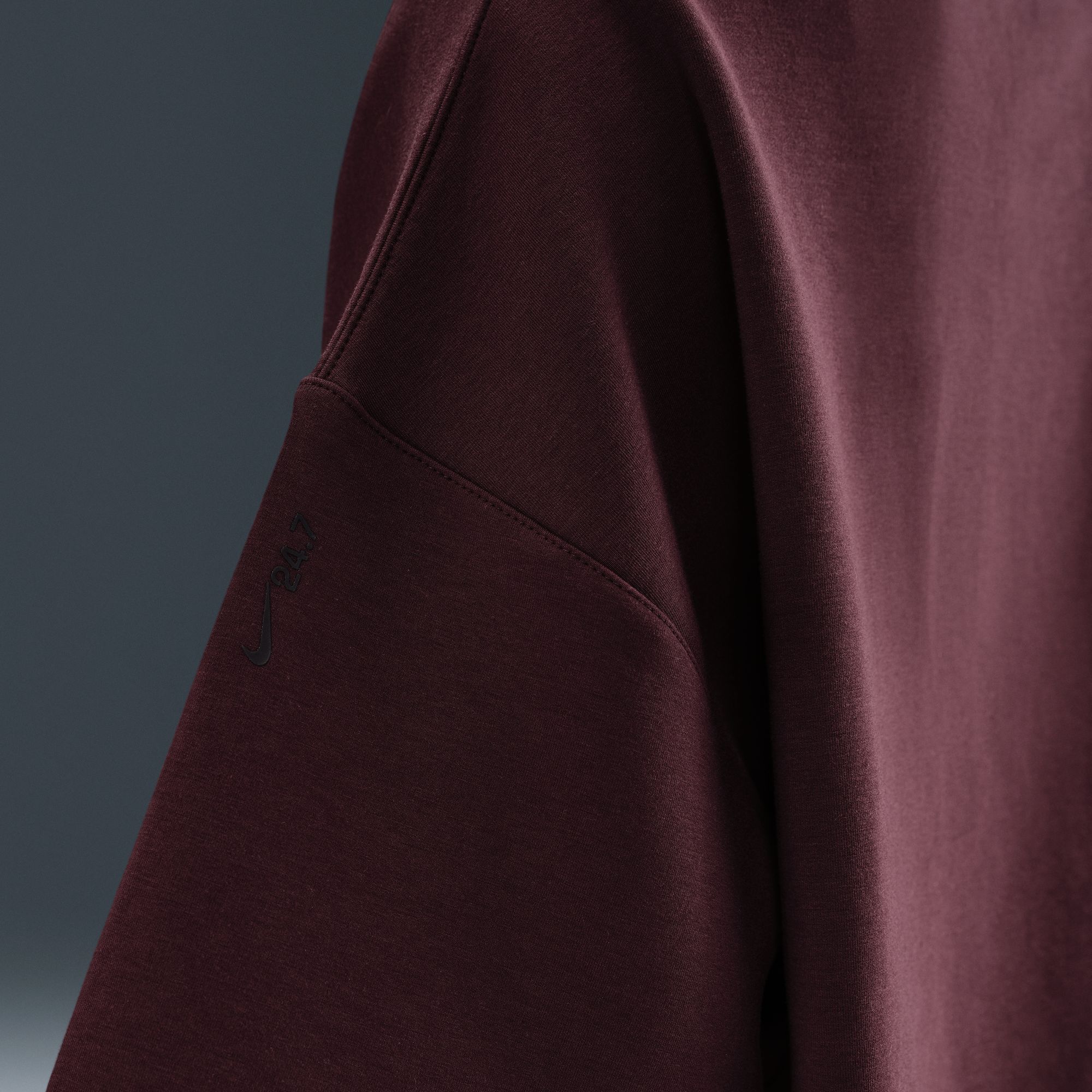 Nike Women's 24.7 ImpossiblySoft Oversized Crewneck Sweatshirt product image