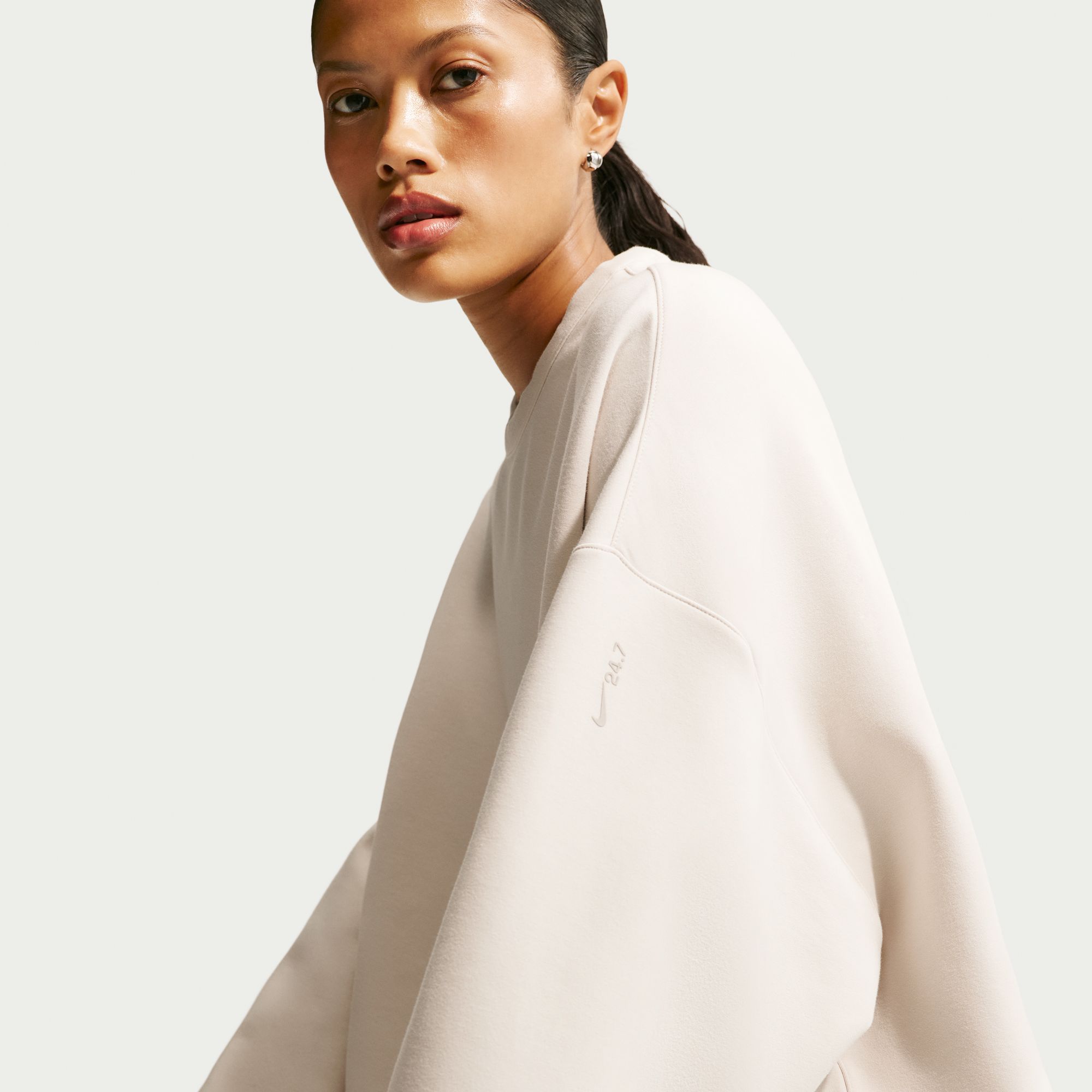 Nike Women's 24.7 ImpossiblySoft Oversized Crewneck Sweatshirt product image